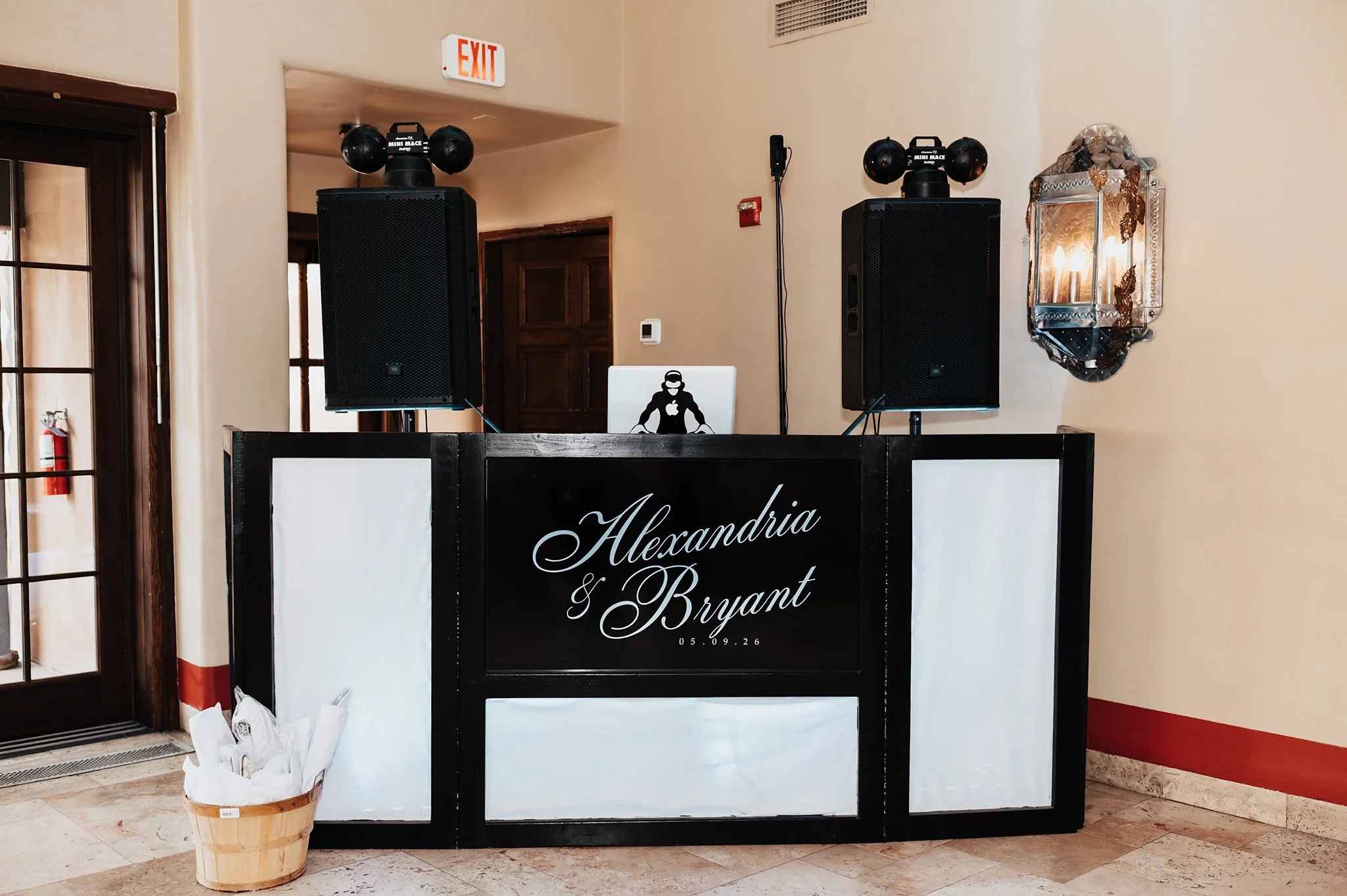 Alicia+lucia+photography+-+santa+fe+wedding+-+la+fonda+wedding+-+santa+fe+plaza+wedding_0140.jpg