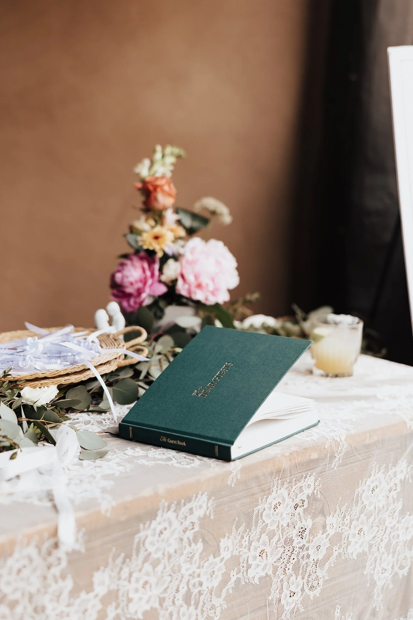 Alicia+lucia+photography+-+santa+fe+wedding+-+la+fonda+wedding+-+santa+fe+plaza+wedding_0143.jpg