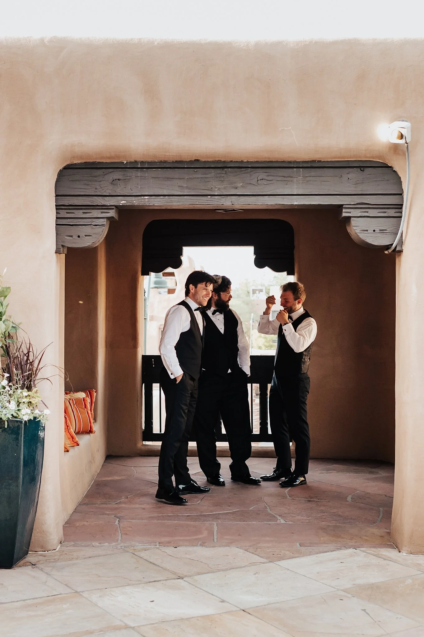 Alicia+lucia+photography+-+santa+fe+wedding+-+la+fonda+wedding+-+santa+fe+plaza+wedding_0150.jpg