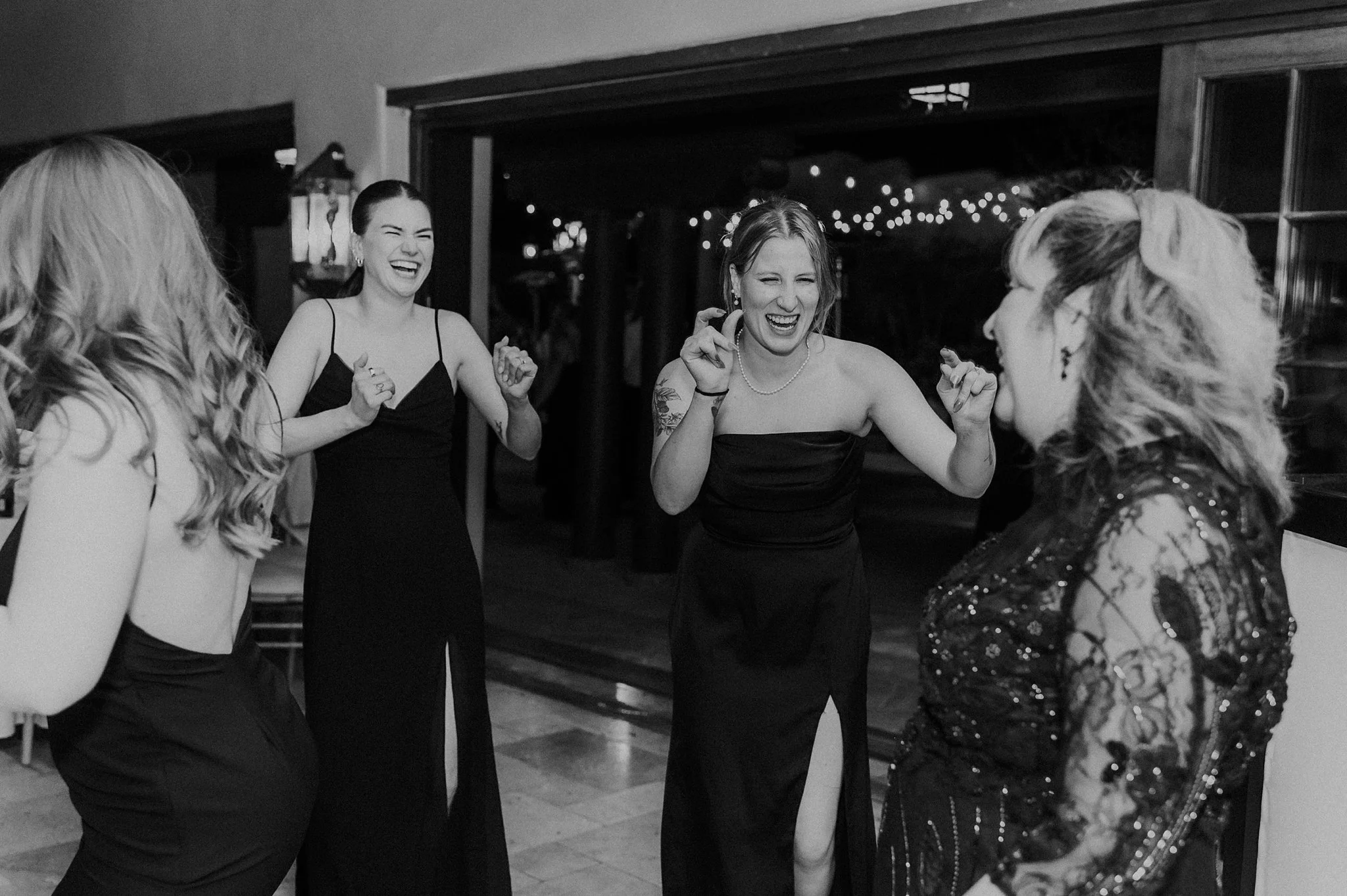Alicia+lucia+photography+-+santa+fe+wedding+-+la+fonda+wedding+-+santa+fe+plaza+wedding_0163.jpg