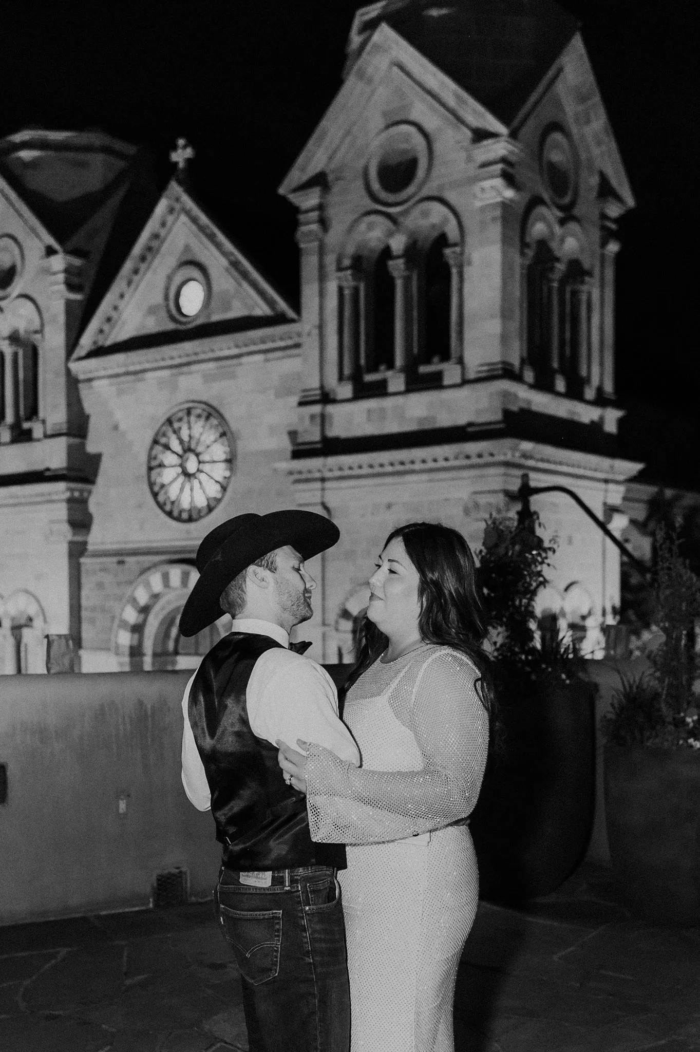 Alicia+lucia+photography+-+santa+fe+wedding+-+la+fonda+wedding+-+santa+fe+plaza+wedding_0168.jpg