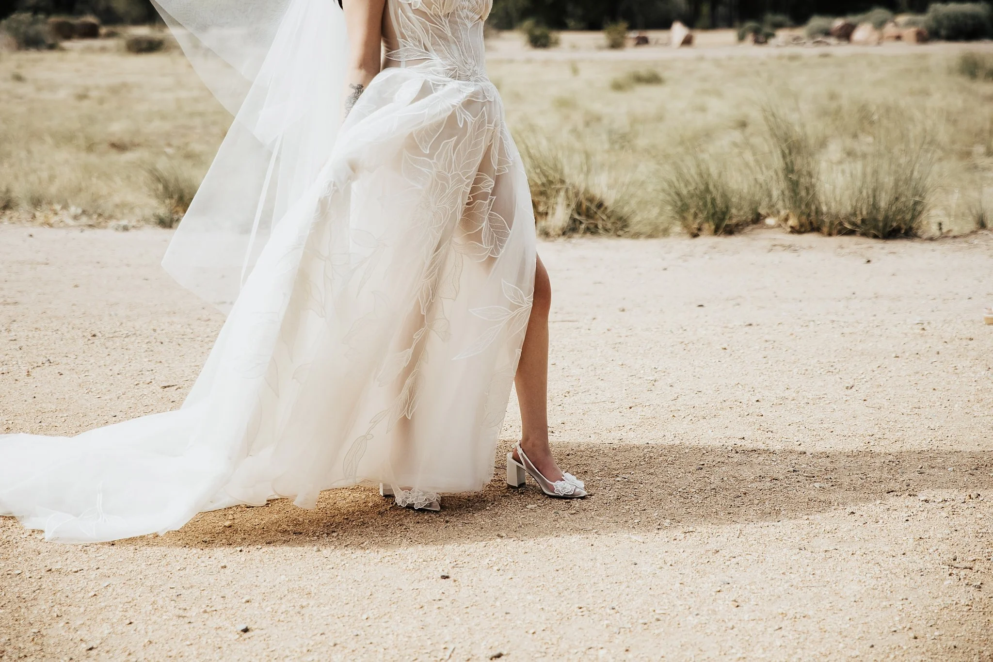 Alicia+lucia+photography+-+backyard+wedding+-+destination+wedding+-+southwest+wedding_0046.jpg