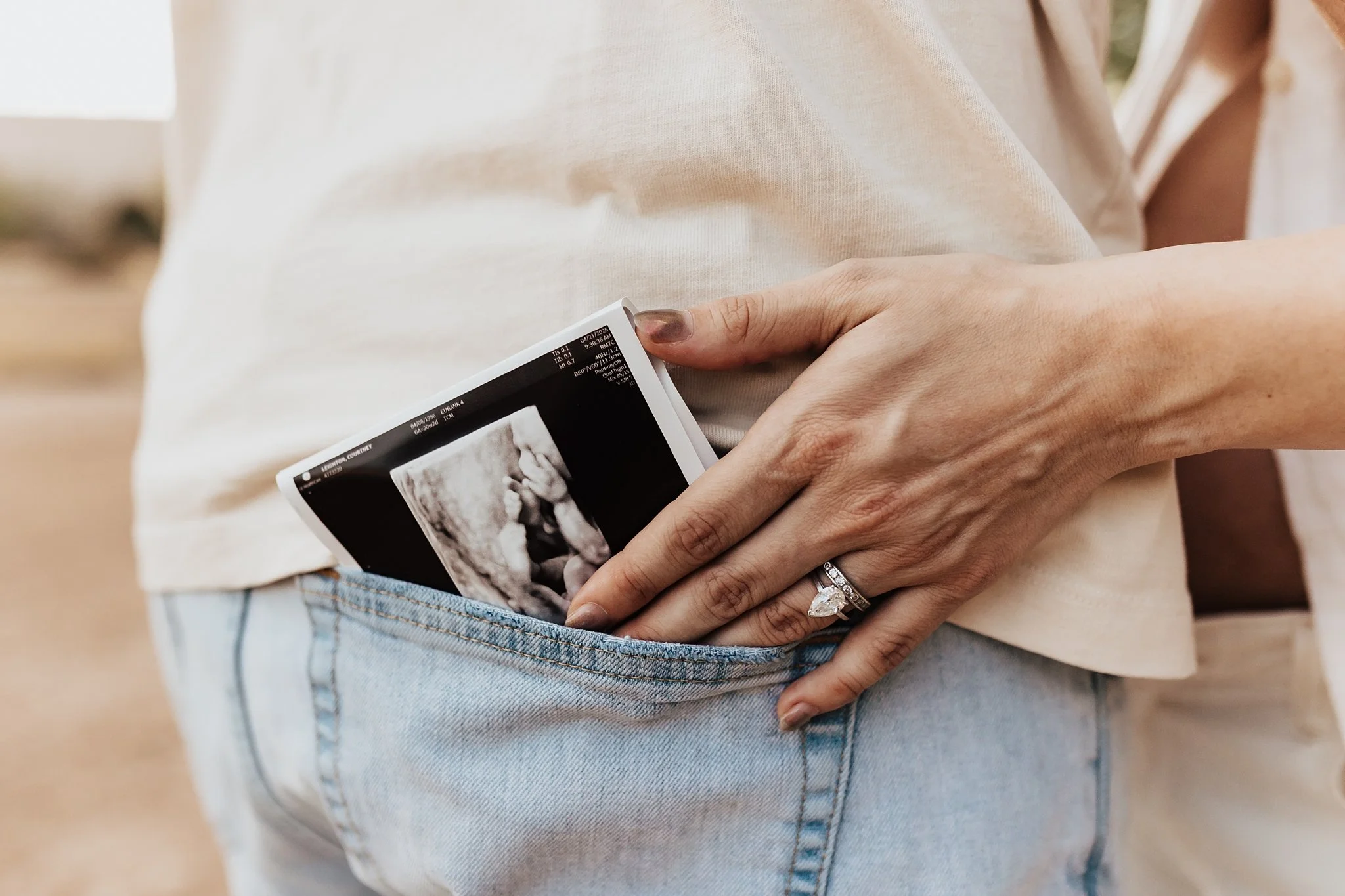 Alicia+lucia+photography+-+maternity+session+-+desert+maternity+-+southwest+maternity_0015.jpg