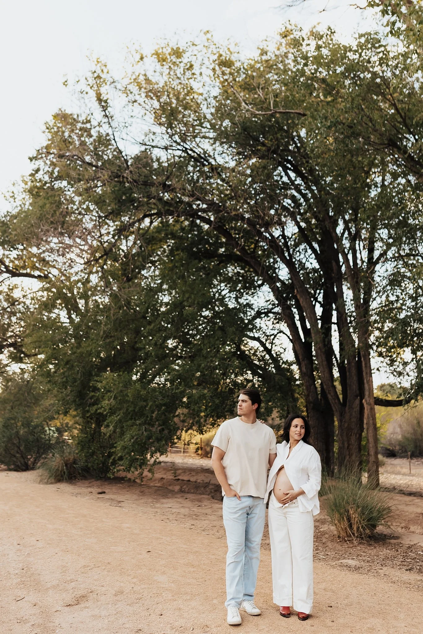 Alicia+lucia+photography+-+maternity+session+-+desert+maternity+-+southwest+maternity_0023.jpg