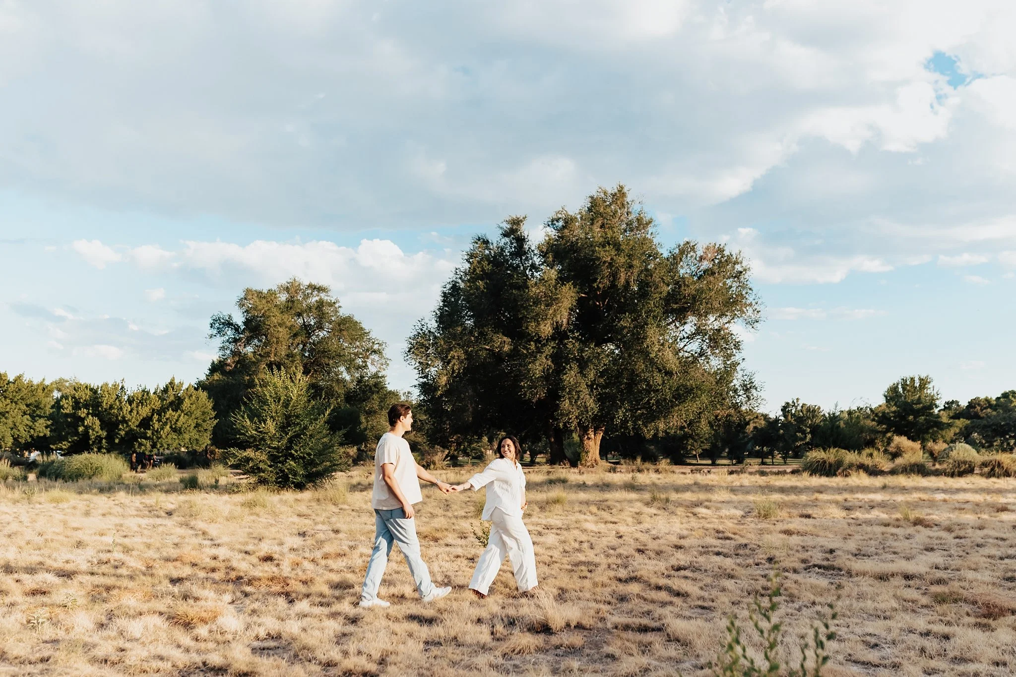 Alicia+lucia+photography+-+maternity+session+-+desert+maternity+-+southwest+maternity_0026.jpg