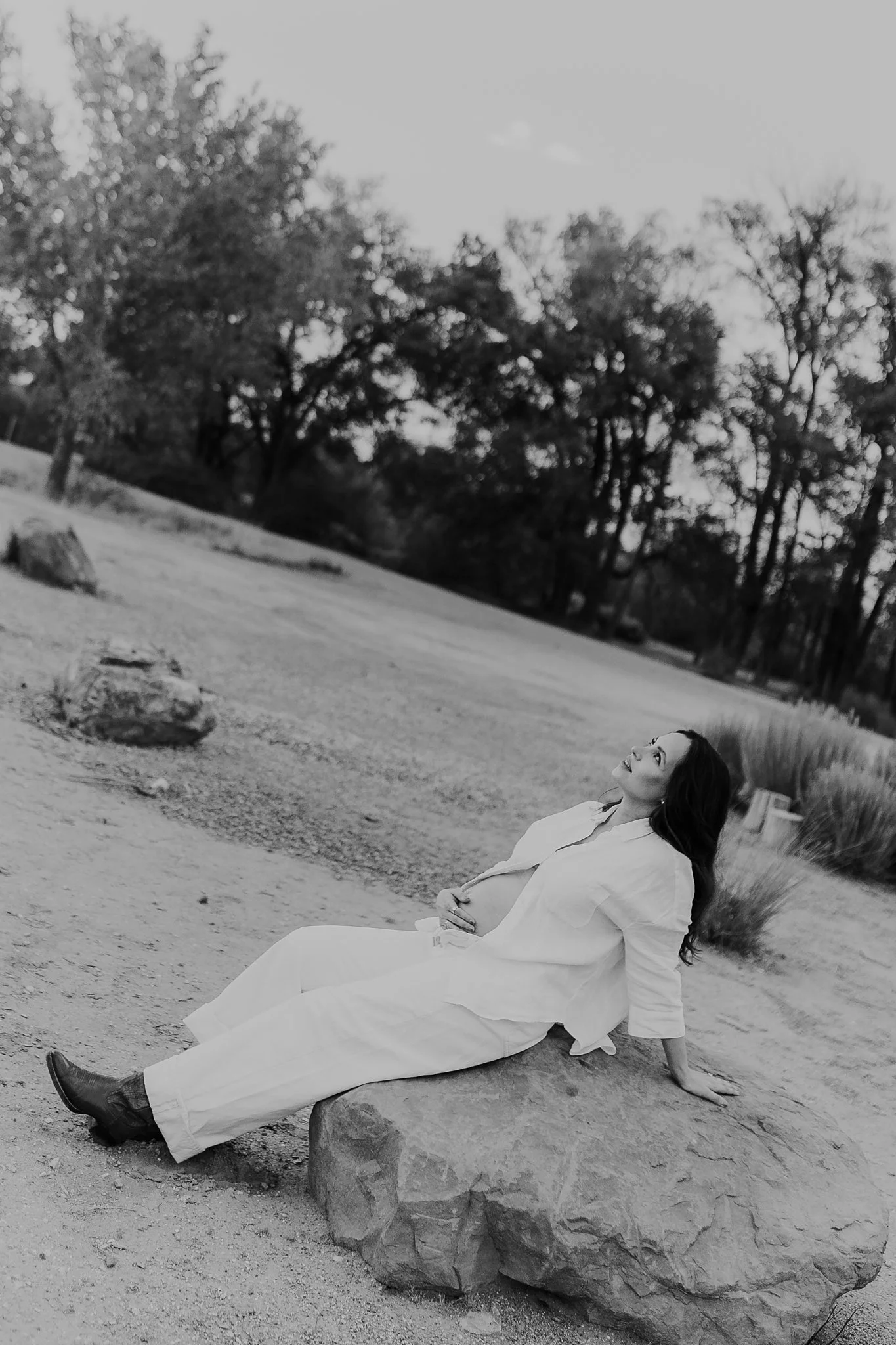 Alicia+lucia+photography+-+maternity+session+-+desert+maternity+-+southwest+maternity_0039.jpg