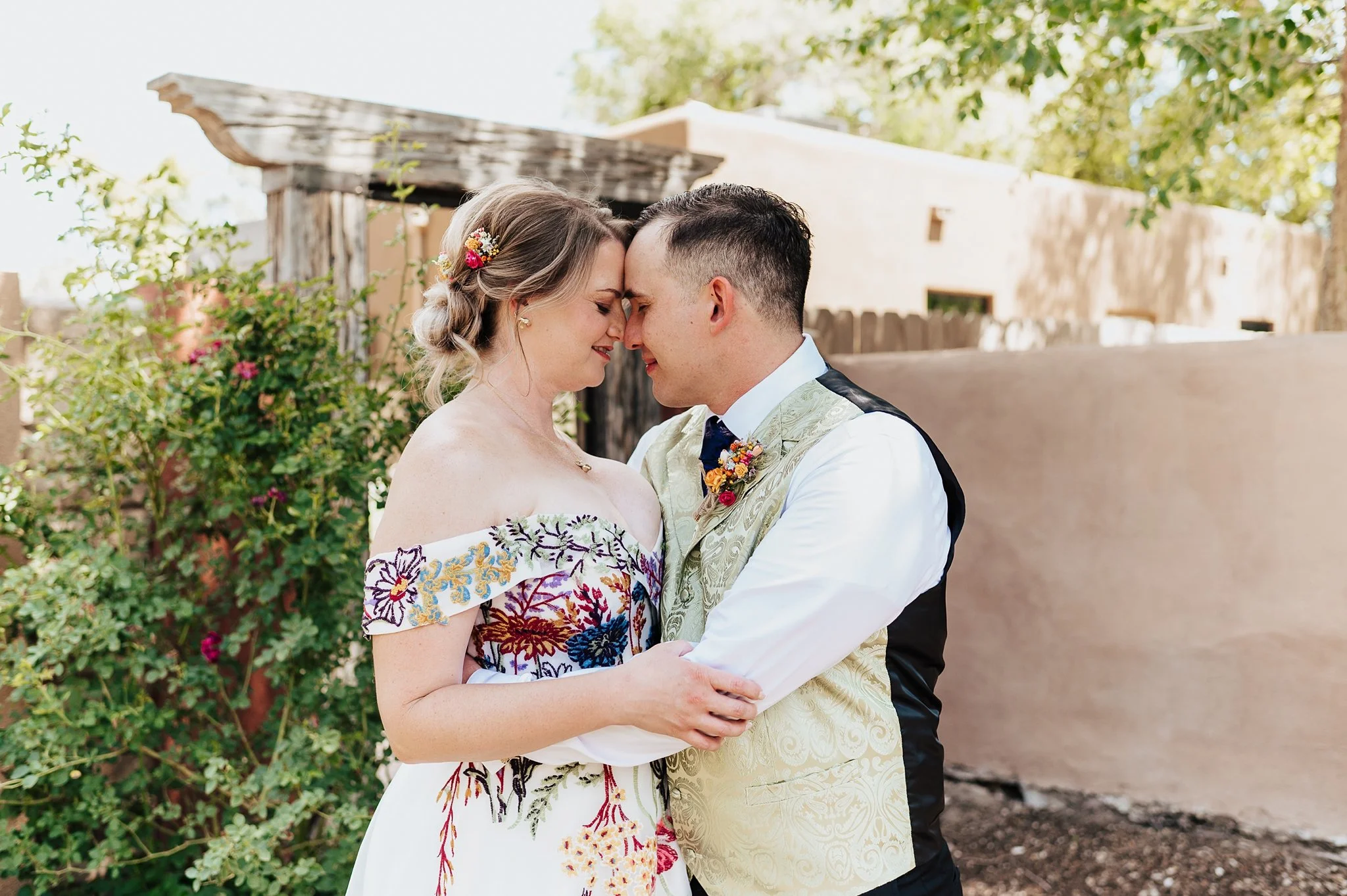 Jasmine + Ric, a Whimsical Casas de Sueños Wedding