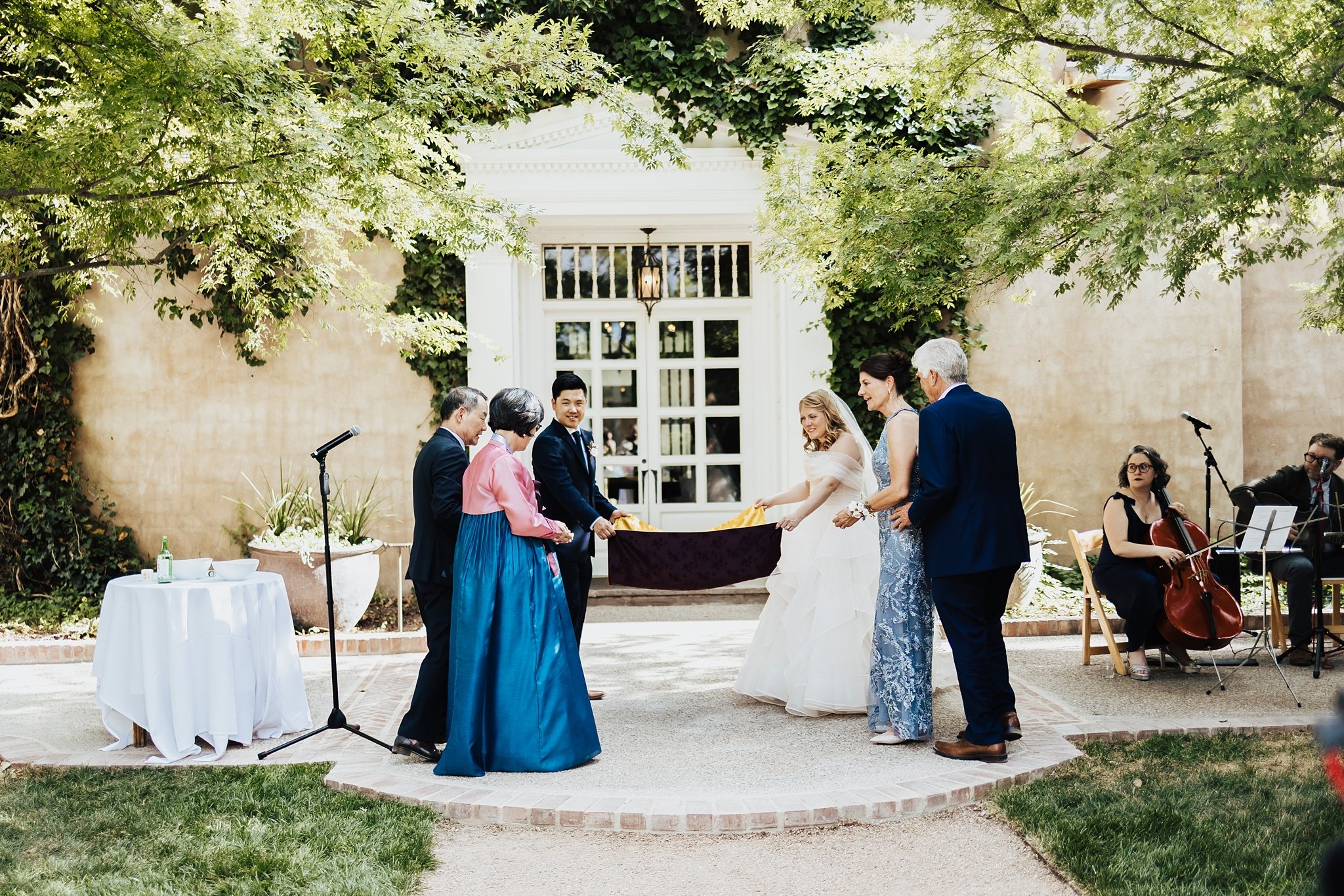 Alicia+lucia+photography+-+los+poblanos+wedding+-+farm+wedding+-+los+poblanos+farm_0113.jpg