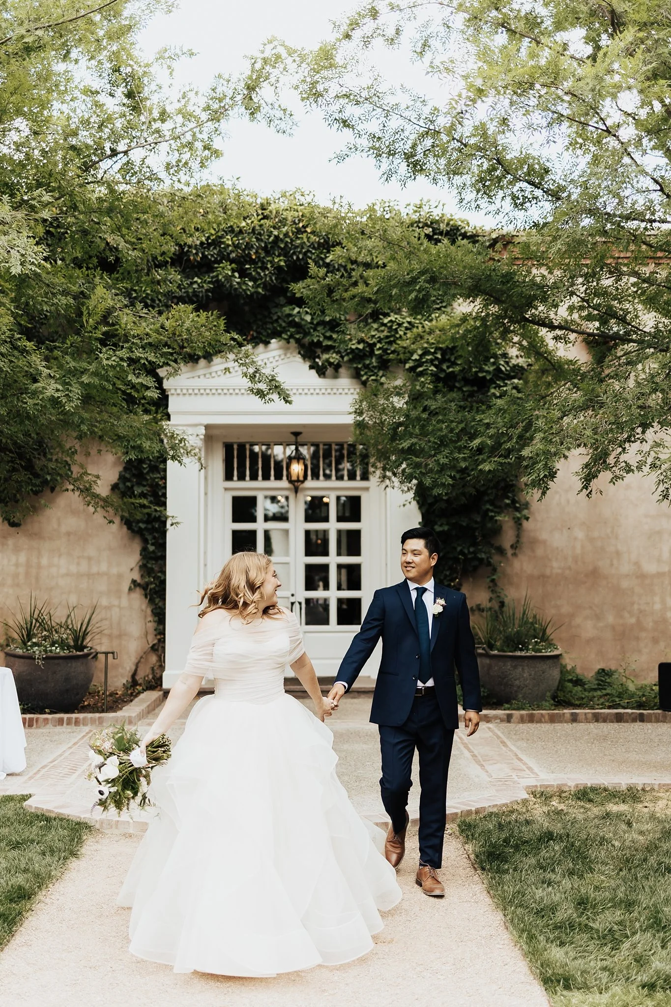 Alicia+lucia+photography+-+los+poblanos+wedding+-+farm+wedding+-+los+poblanos+farm_0129.jpg