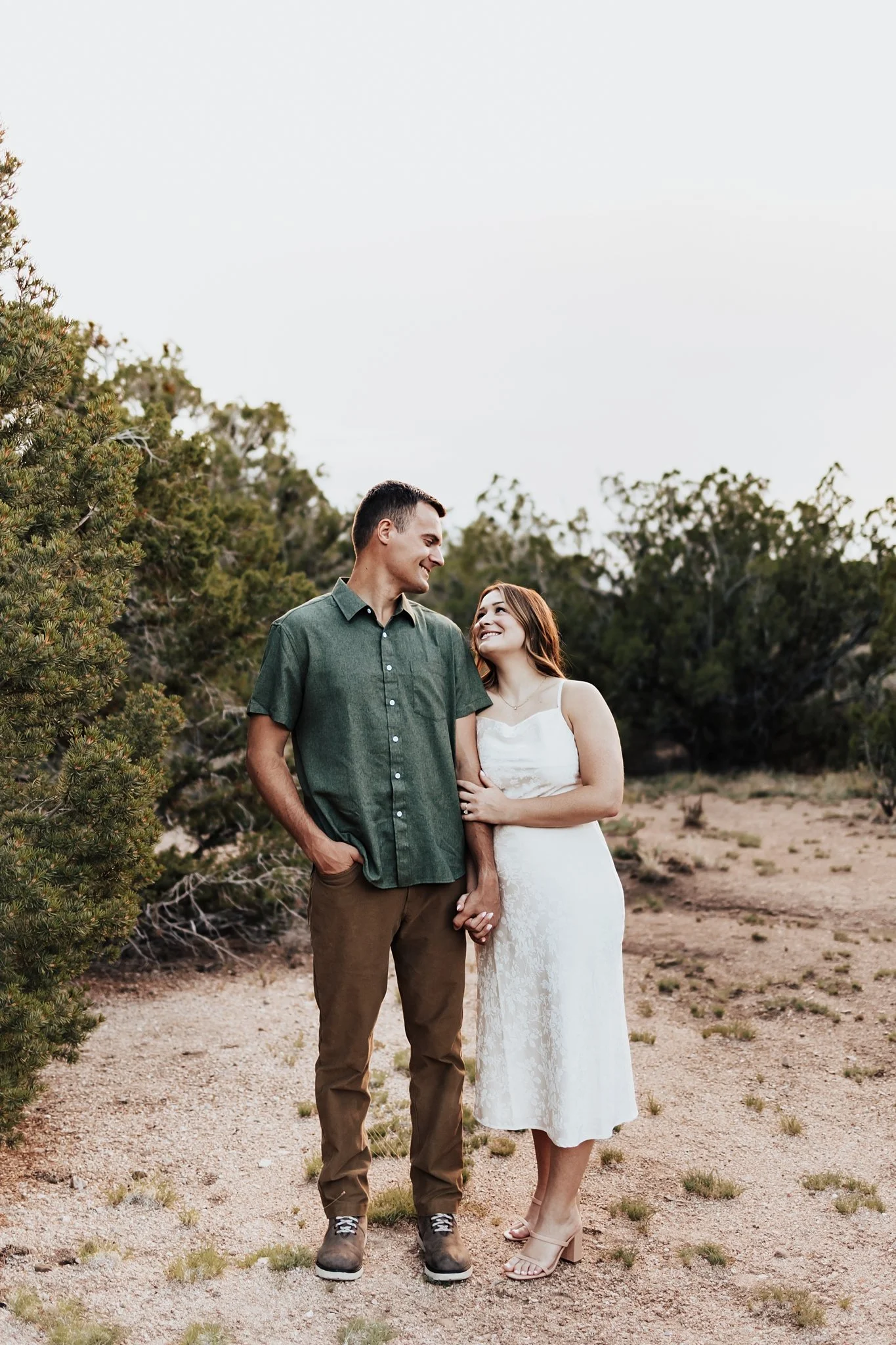 Alicia+lucia+photography+-+ldesert+engagement+-+southwest+engagement+-+albuquerque+engagement_0002.jpg
