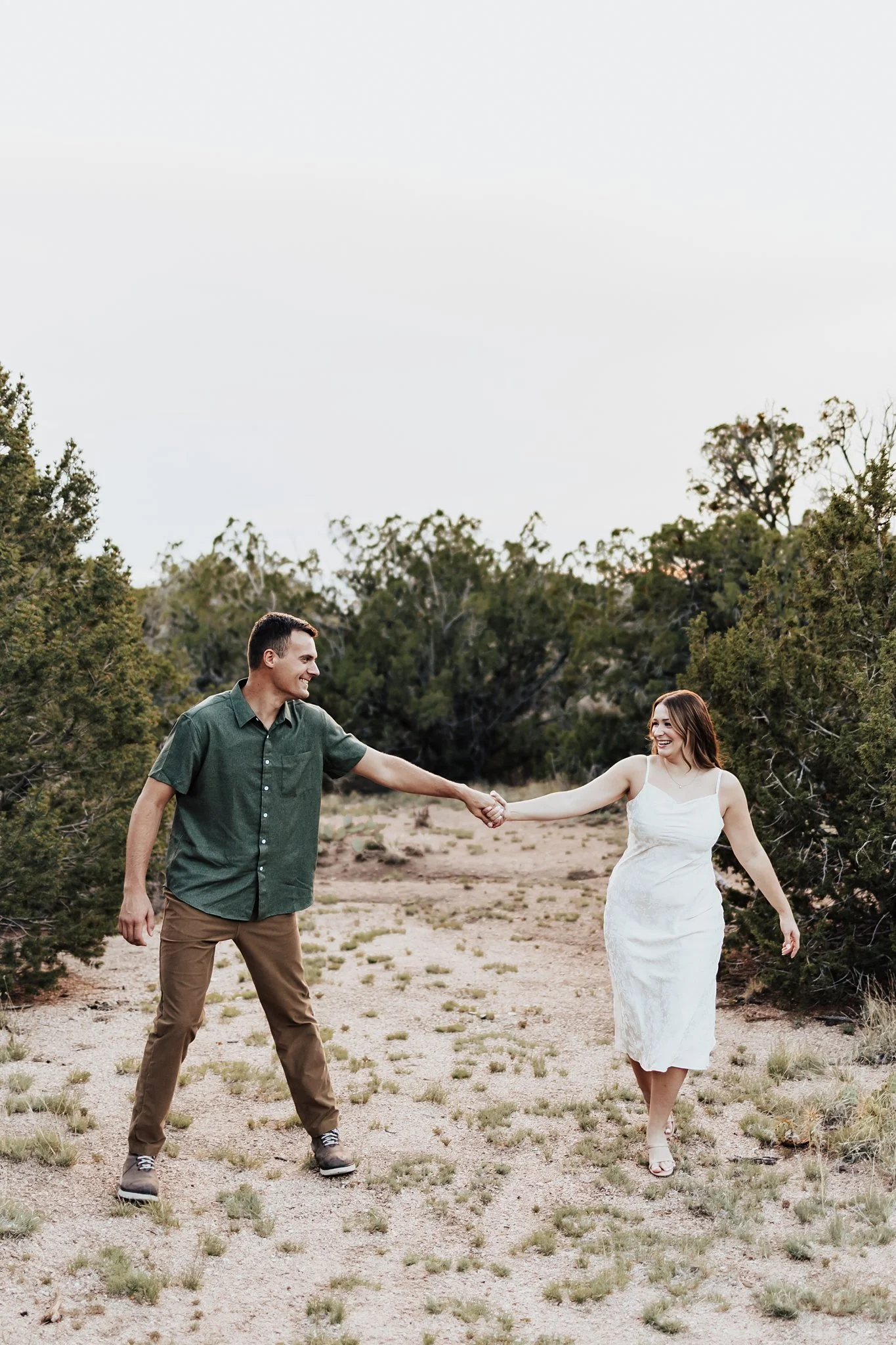 Alicia+lucia+photography+-+ldesert+engagement+-+southwest+engagement+-+albuquerque+engagement_0009.jpg