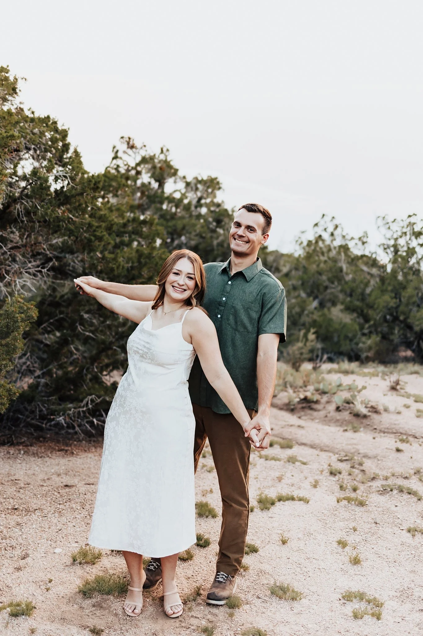 Alicia+lucia+photography+-+ldesert+engagement+-+southwest+engagement+-+albuquerque+engagement_0011.jpg