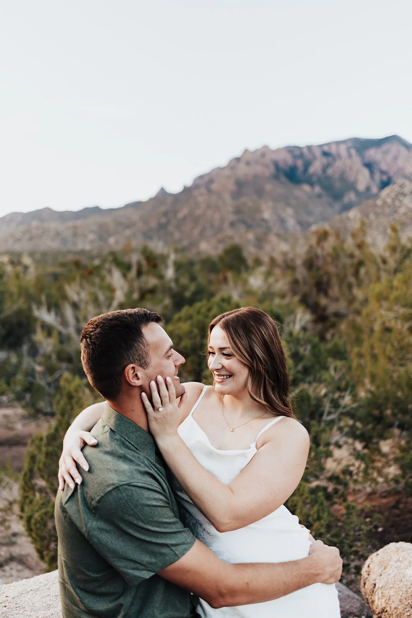 Alicia+lucia+photography+-+ldesert+engagement+-+southwest+engagement+-+albuquerque+engagement_0020.jpg