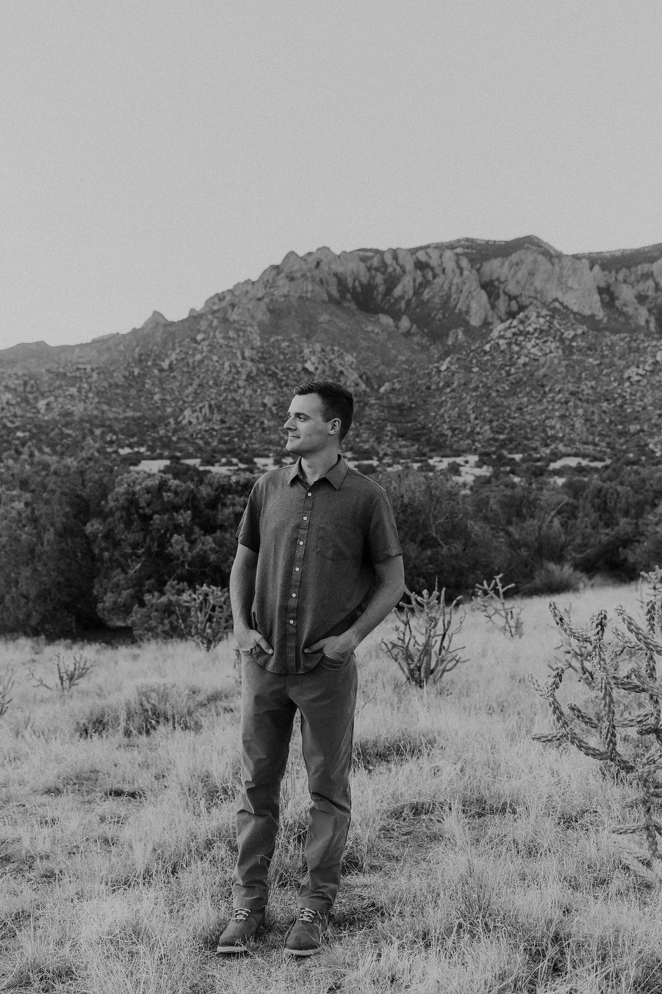 Alicia+lucia+photography+-+ldesert+engagement+-+southwest+engagement+-+albuquerque+engagement_0035.jpg
