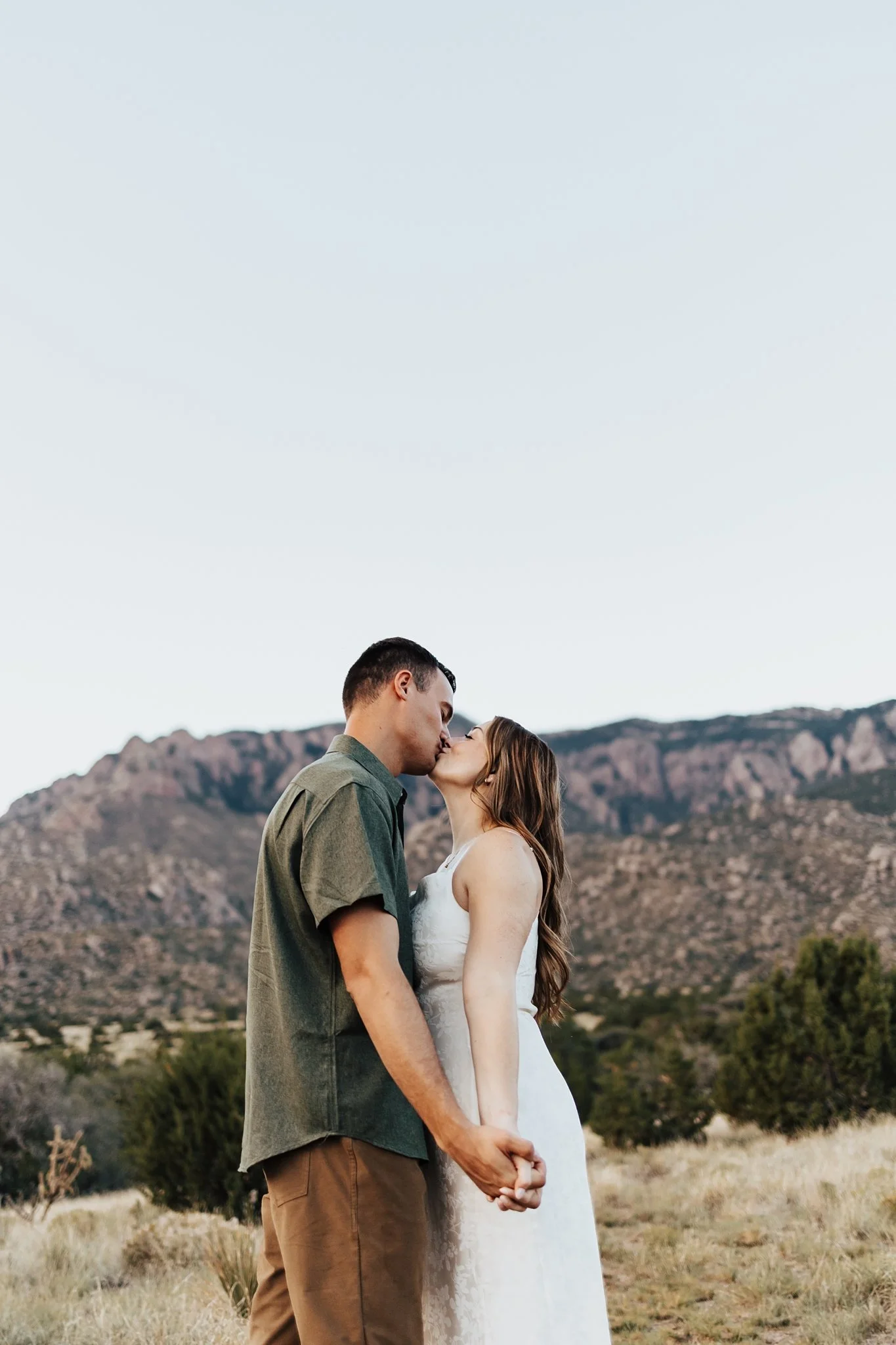Alicia+lucia+photography+-+ldesert+engagement+-+southwest+engagement+-+albuquerque+engagement_0046.jpg