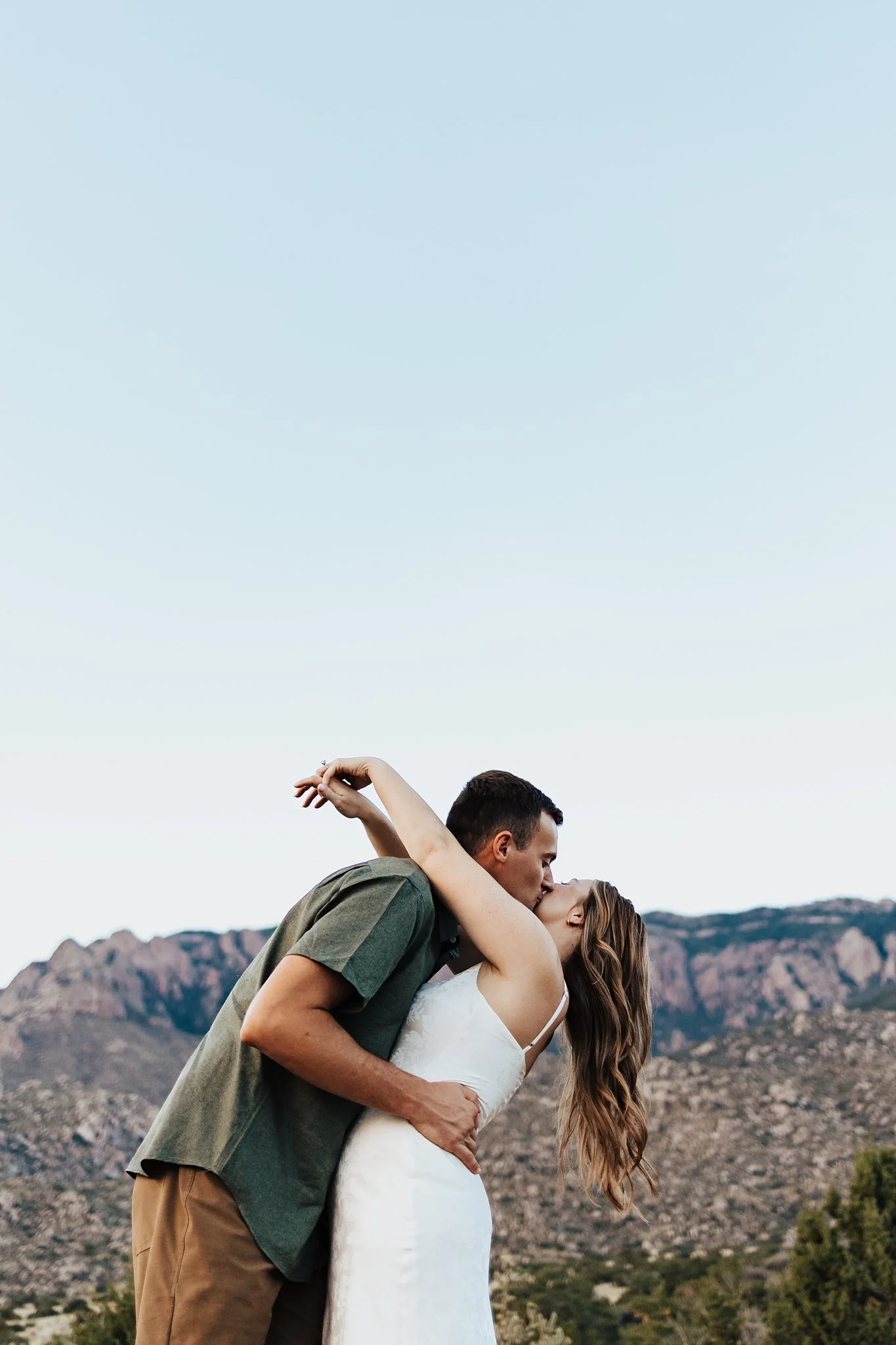 Alicia+lucia+photography+-+ldesert+engagement+-+southwest+engagement+-+albuquerque+engagement_0047.jpg