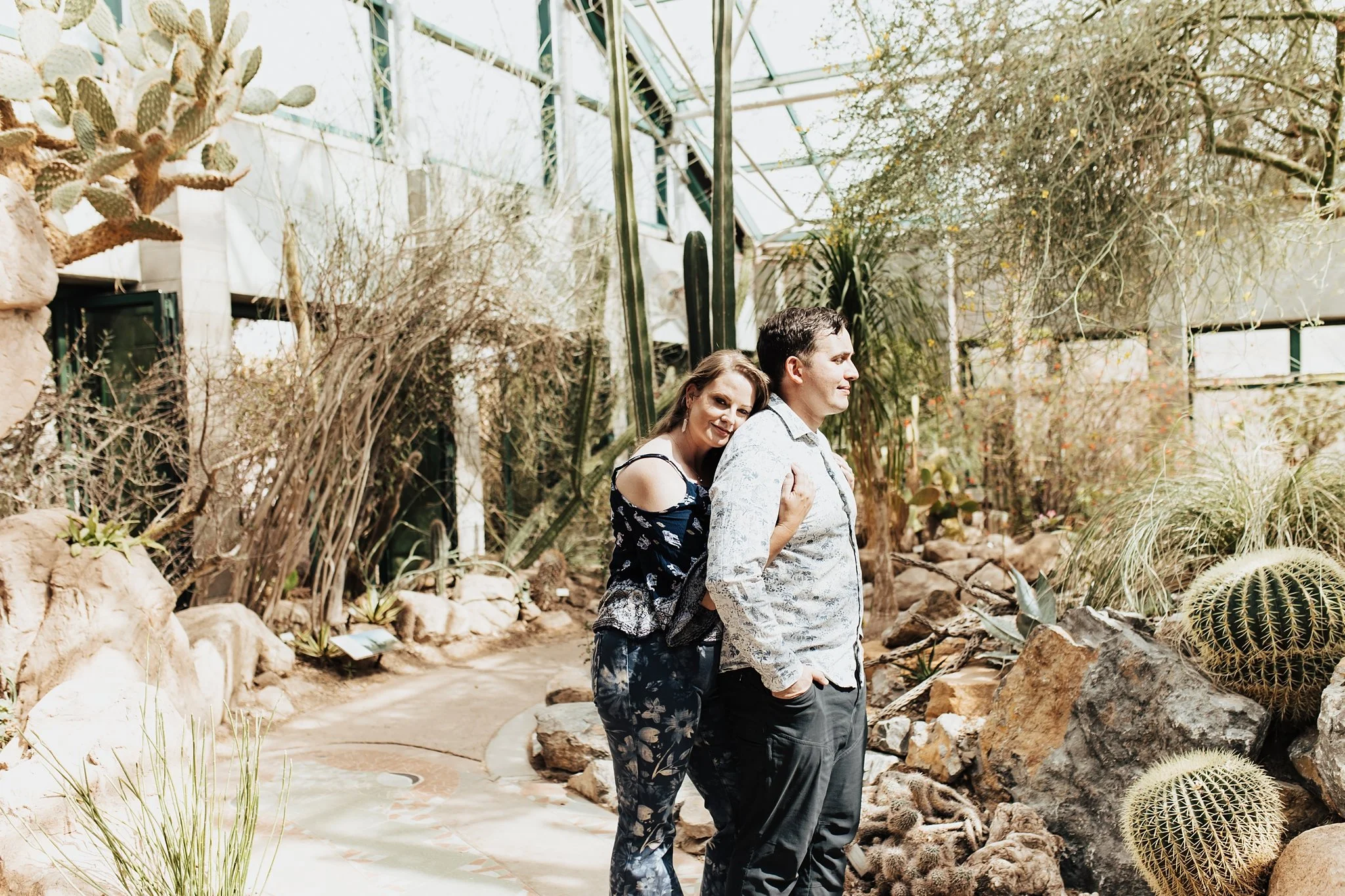 Alicia+lucia+photography+-+botanic-garden+-+botanic-garden-engagement+-+albuquerque-engagement_0010.jpg