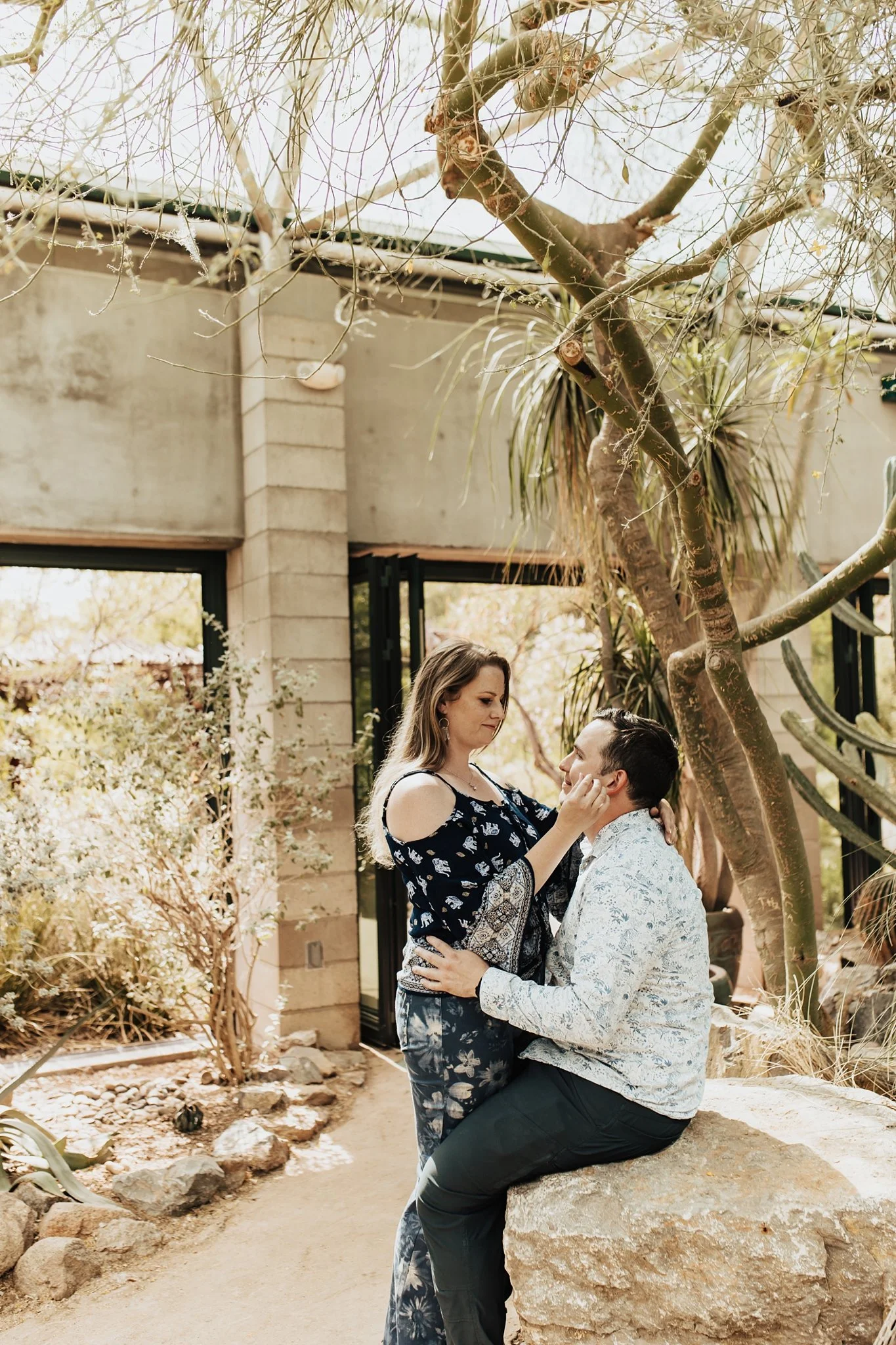 Alicia+lucia+photography+-+botanic-garden+-+botanic-garden-engagement+-+albuquerque-engagement_0012.jpg