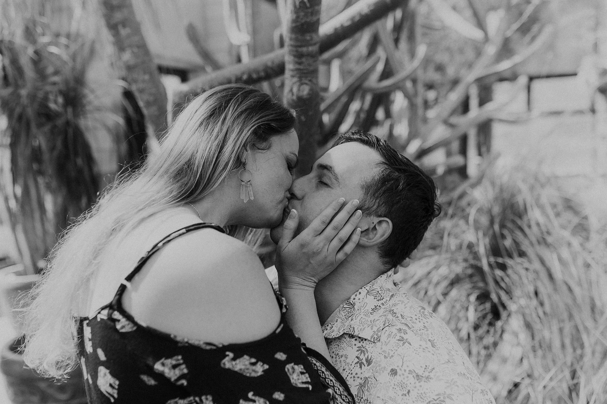 Alicia+lucia+photography+-+botanic-garden+-+botanic-garden-engagement+-+albuquerque-engagement_0013.jpg