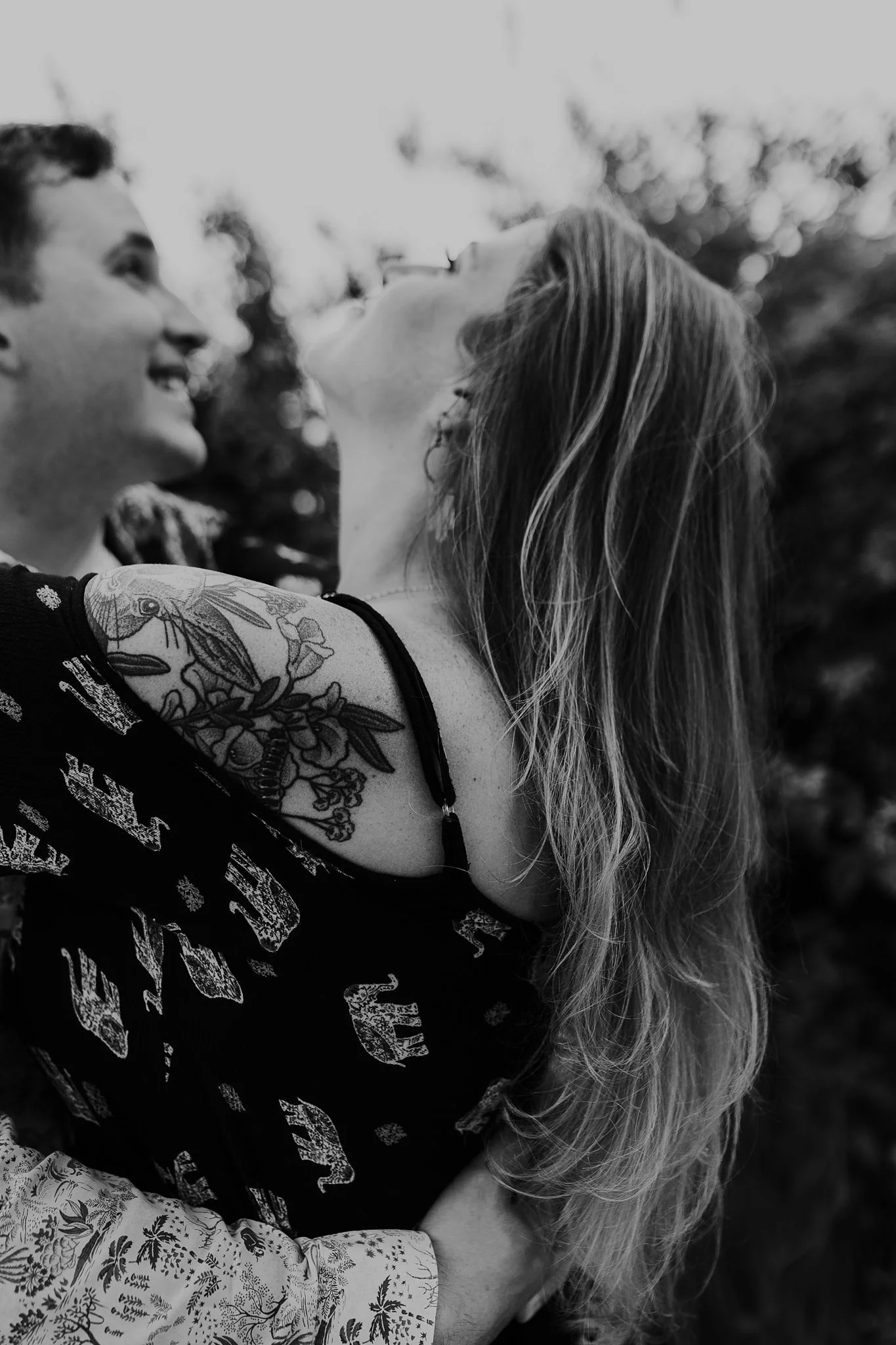 Alicia+lucia+photography+-+botanic-garden+-+botanic-garden-engagement+-+albuquerque-engagement_0027.jpg