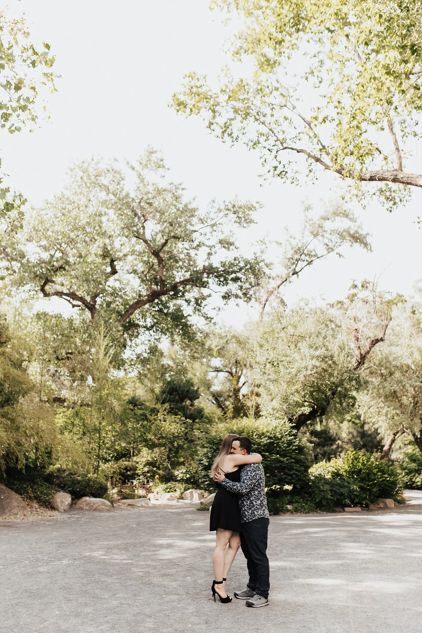 Alicia+lucia+photography+-+botanic-garden+-+botanic-garden-engagement+-+albuquerque-engagement_0041.jpg