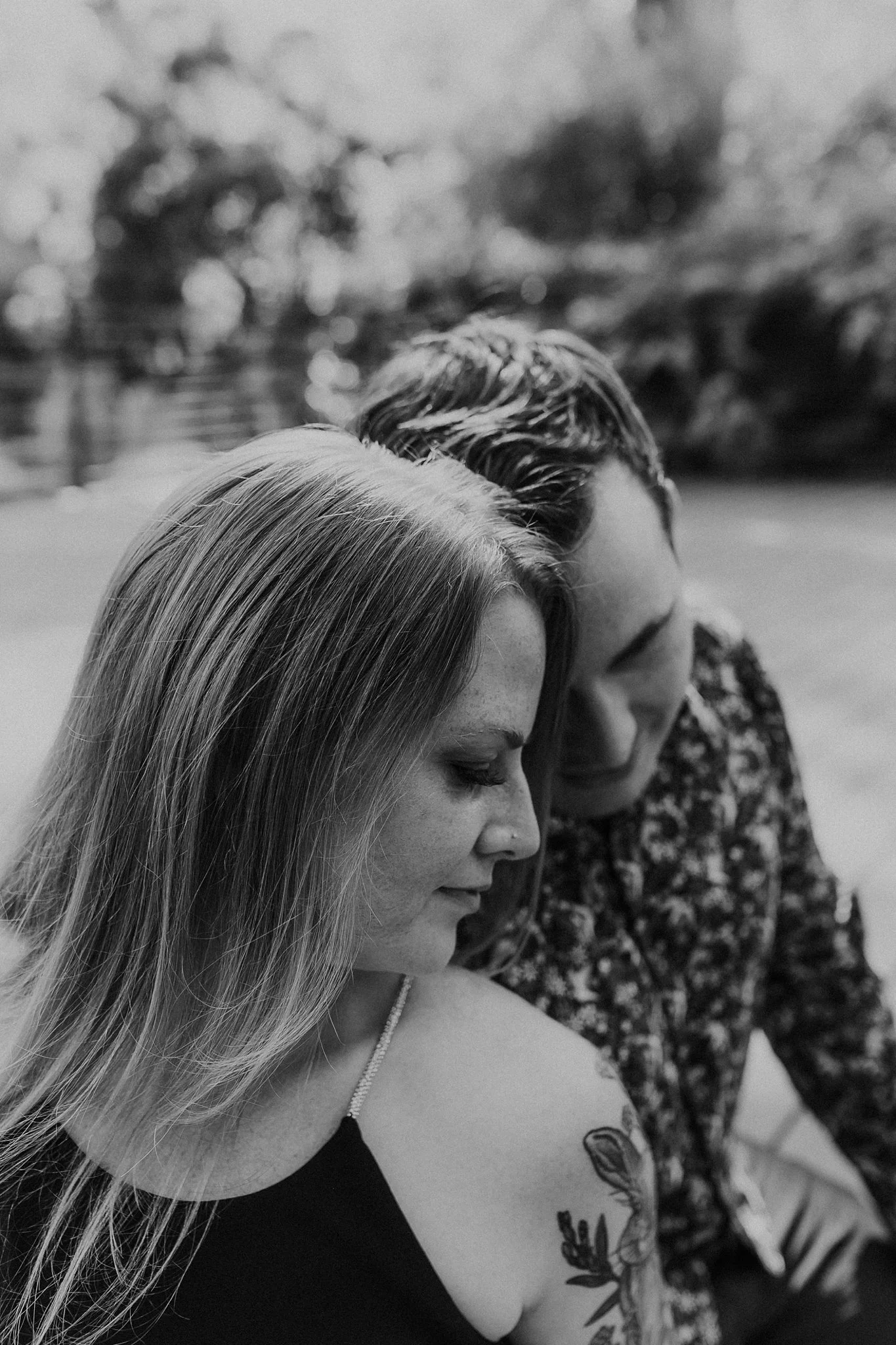 Alicia+lucia+photography+-+botanic-garden+-+botanic-garden-engagement+-+albuquerque-engagement_0053.jpg