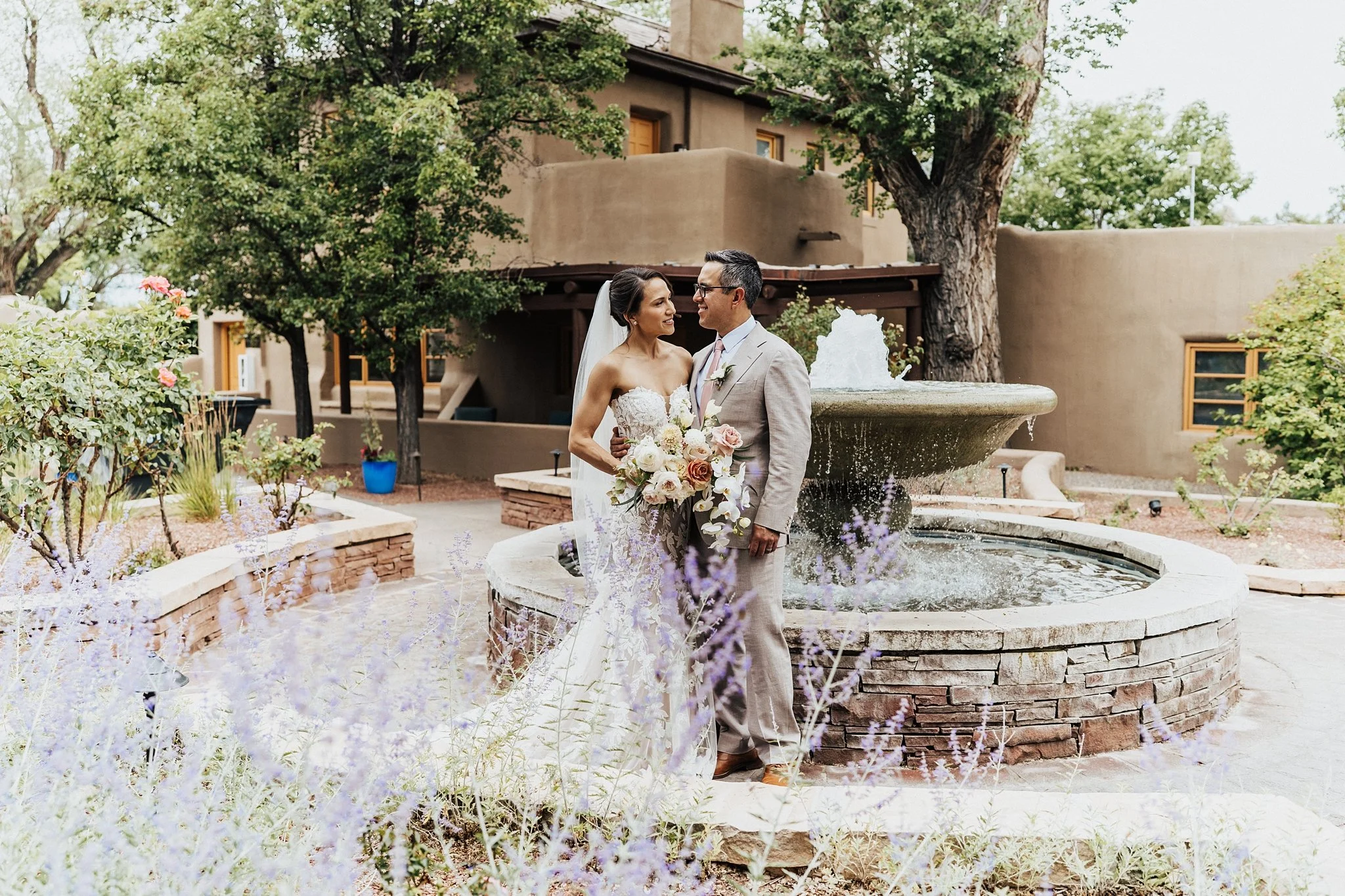 Alicia+lucia+photography+-+la+posada+wedding+-+santa+fe+plaza+-+santa+fe+wedding_0001.jpg