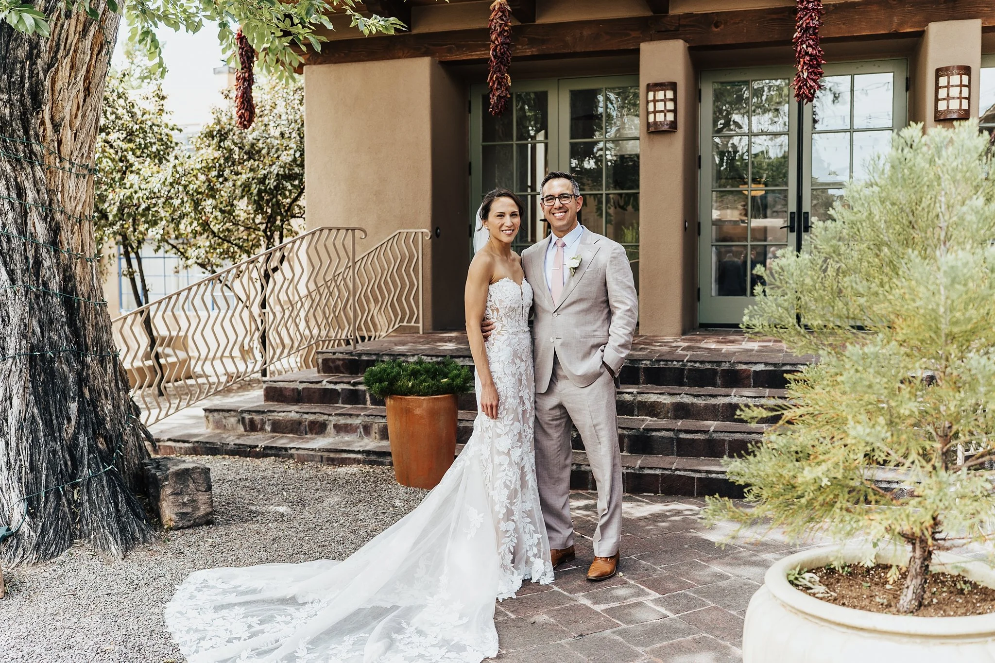 Alicia+lucia+photography+-+la+posada+wedding+-+santa+fe+plaza+-+santa+fe+wedding_0015.jpg