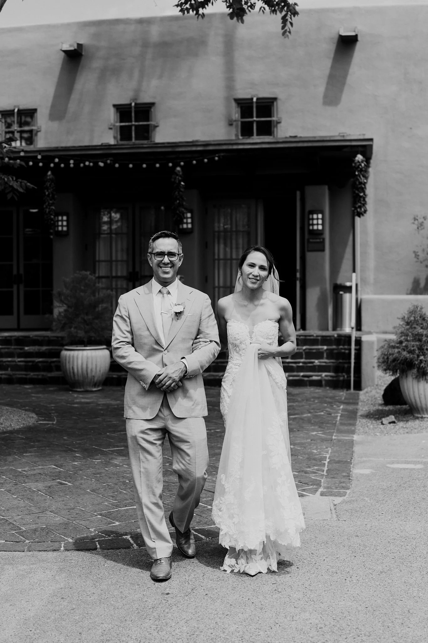 Alicia+lucia+photography+-+la+posada+wedding+-+santa+fe+plaza+-+santa+fe+wedding_0022.jpg