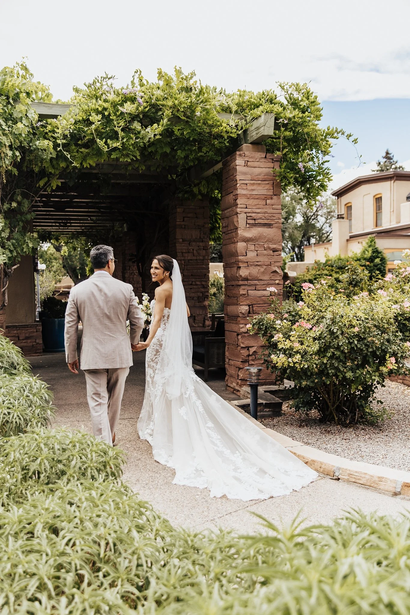 Alicia+lucia+photography+-+la+posada+wedding+-+santa+fe+plaza+-+santa+fe+wedding_0028.jpg