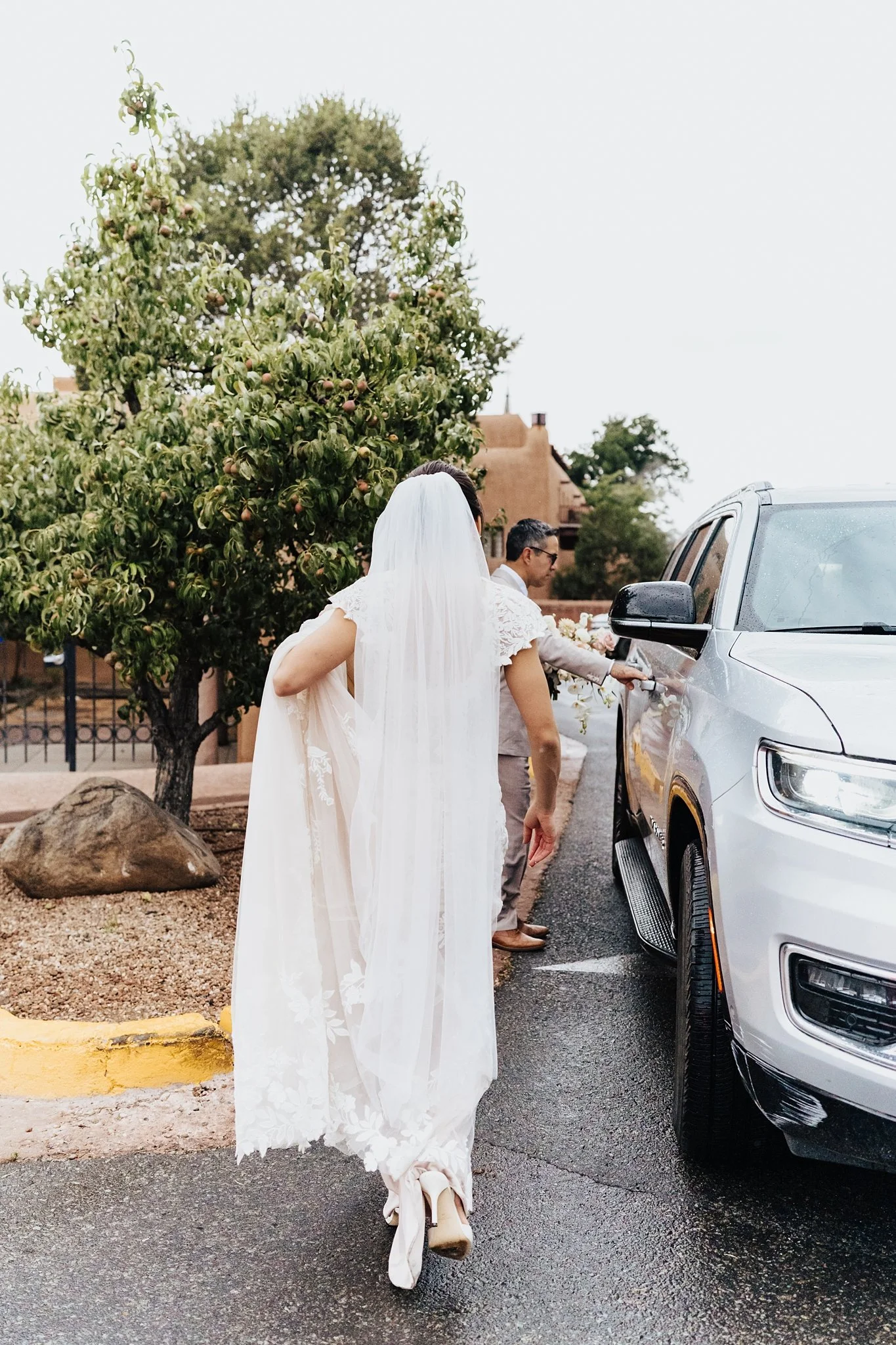 Alicia+lucia+photography+-+la+posada+wedding+-+santa+fe+plaza+-+santa+fe+wedding_0104.jpg