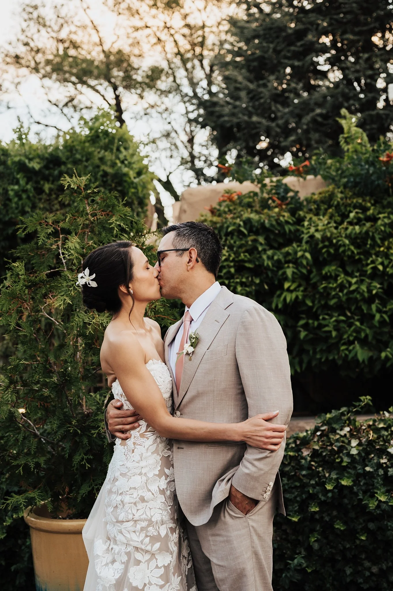 Alicia+lucia+photography+-+la+posada+wedding+-+santa+fe+plaza+-+santa+fe+wedding_0130.jpg