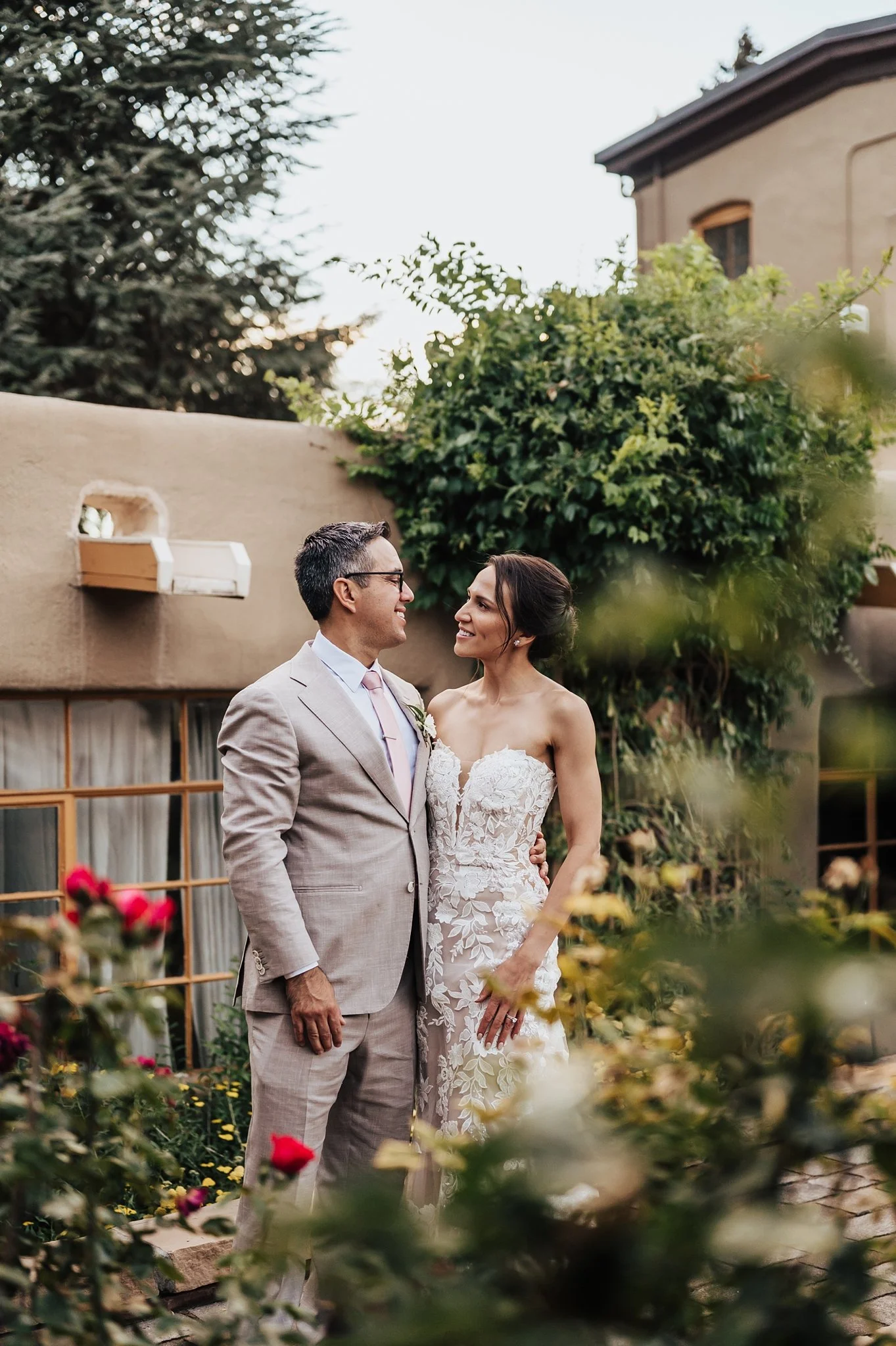 Alicia+lucia+photography+-+la+posada+wedding+-+santa+fe+plaza+-+santa+fe+wedding_0145.jpg