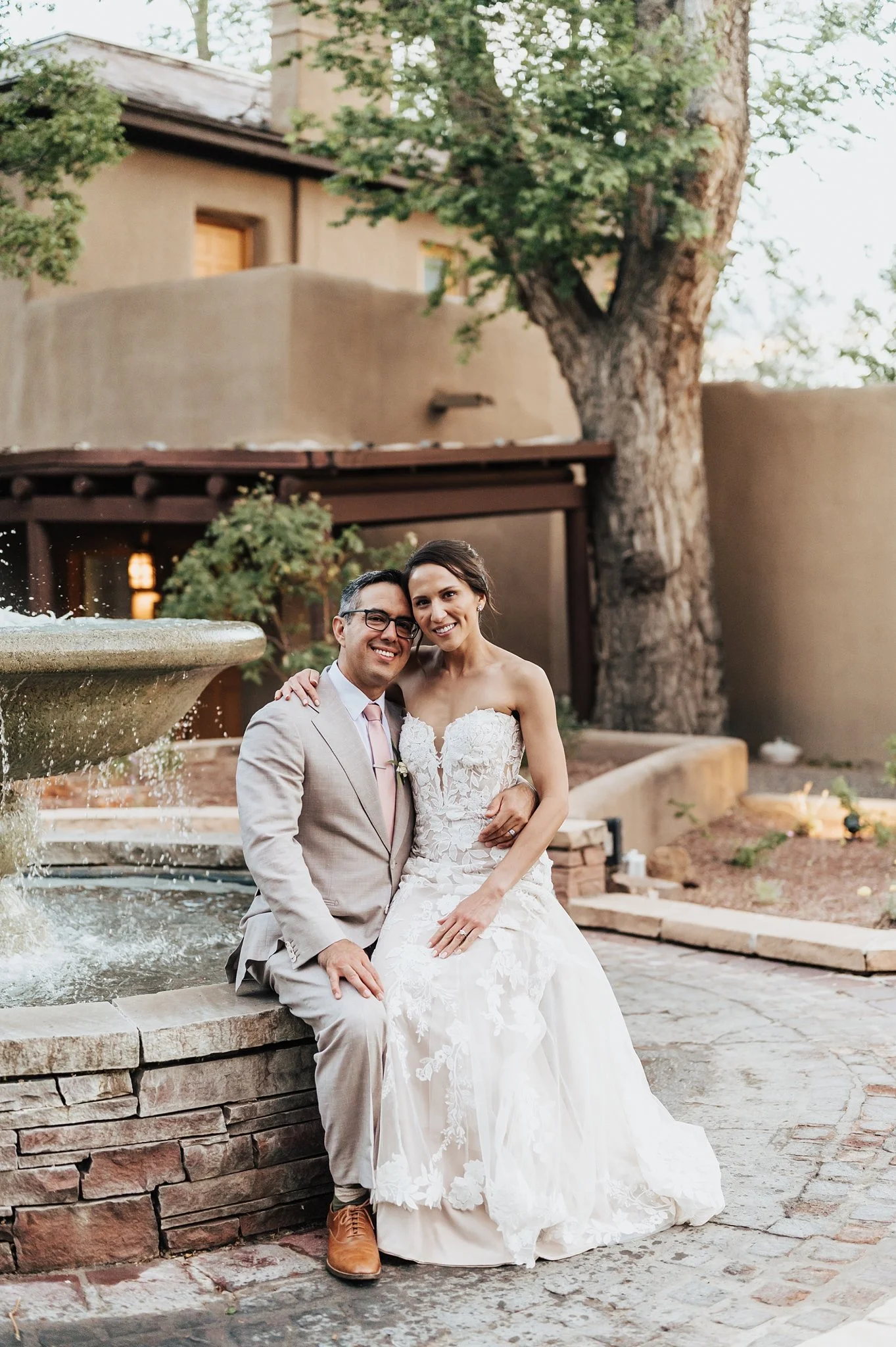Alicia+lucia+photography+-+la+posada+wedding+-+santa+fe+plaza+-+santa+fe+wedding_0152.jpg