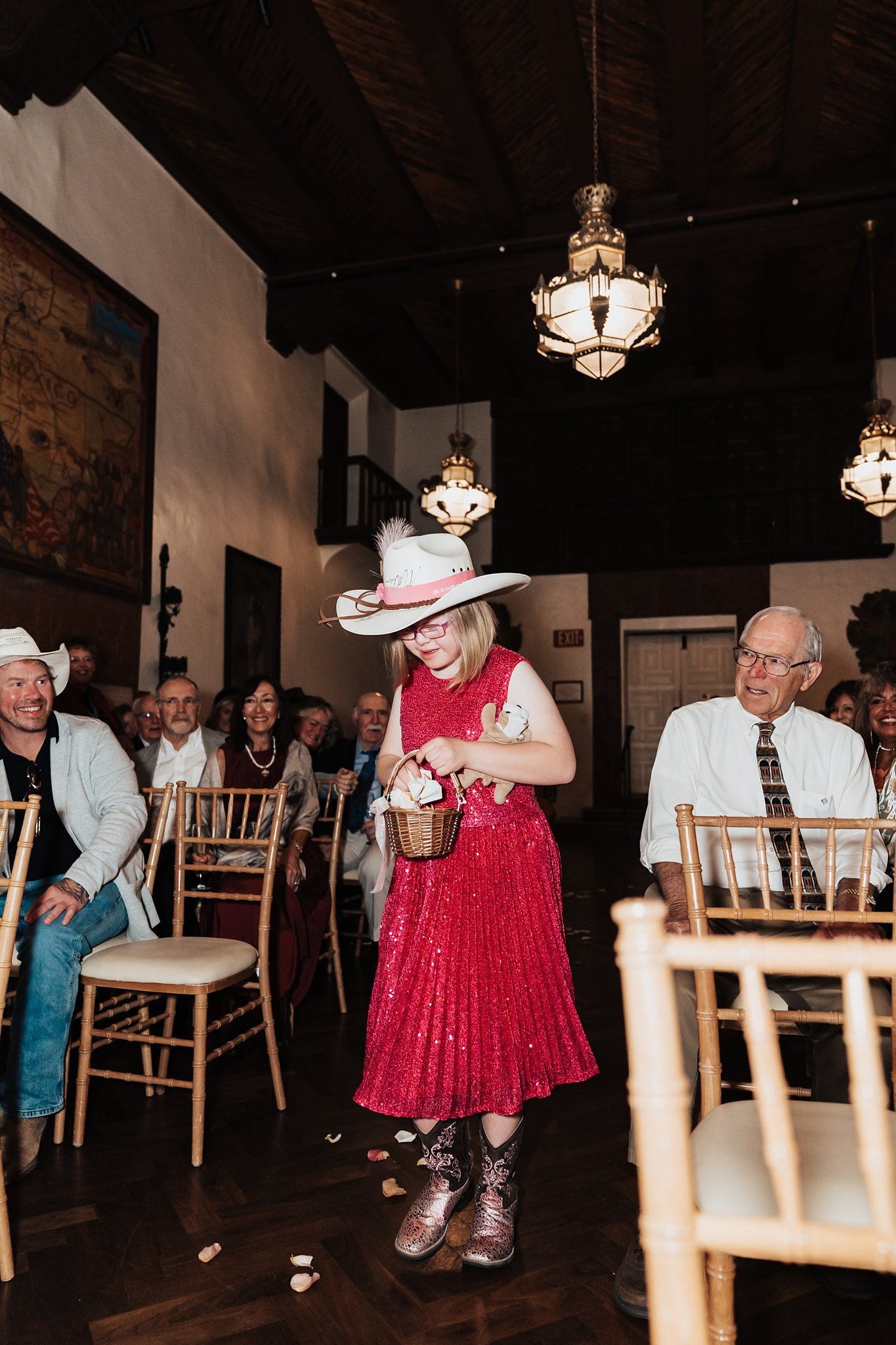 Alicia+lucia+photography+-+santa+fe+wedding+-+la+fonda+wedding+-+southwest+wedding_0020.jpg