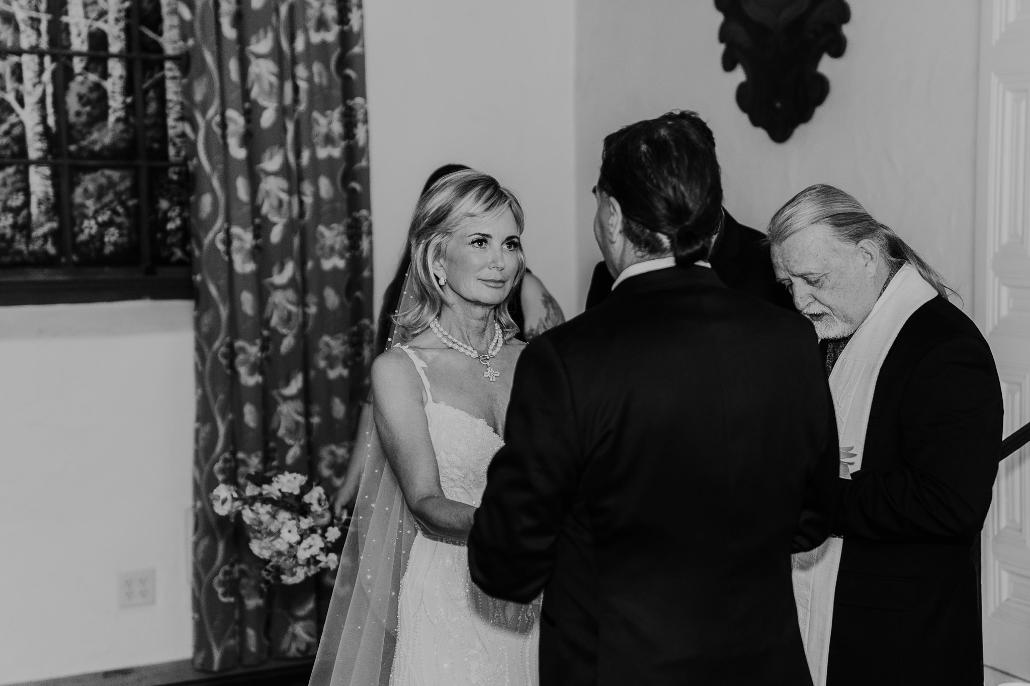 Alicia+lucia+photography+-+santa+fe+wedding+-+la+fonda+wedding+-+southwest+wedding_0030.jpg