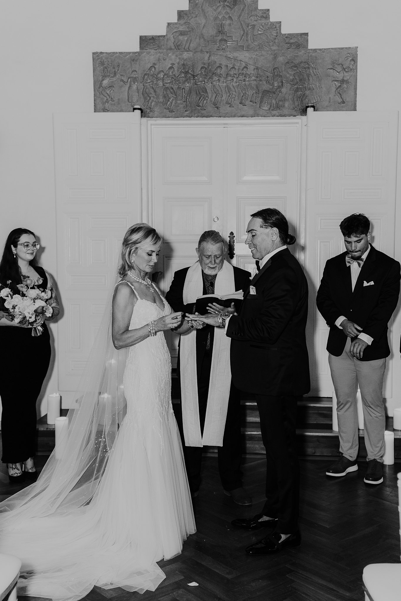 Alicia+lucia+photography+-+santa+fe+wedding+-+la+fonda+wedding+-+southwest+wedding_0033.jpg
