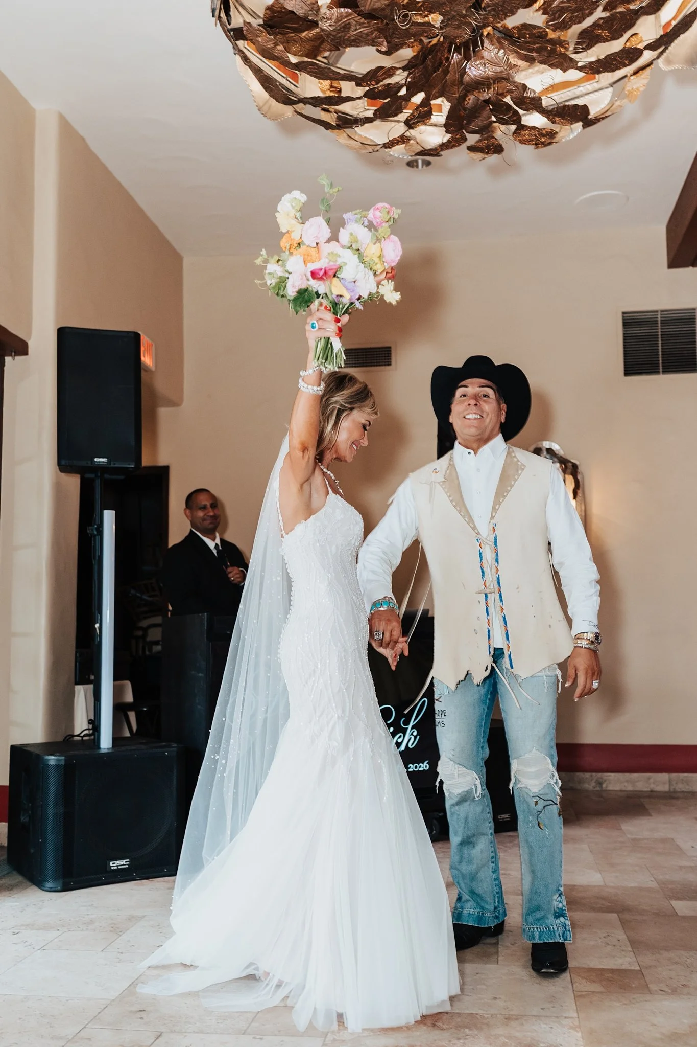 Alicia+lucia+photography+-+santa+fe+wedding+-+la+fonda+wedding+-+southwest+wedding_0078.jpg