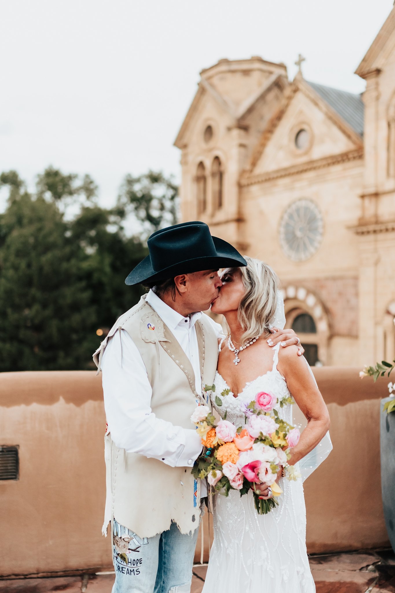 Alicia+lucia+photography+-+santa+fe+wedding+-+la+fonda+wedding+-+southwest+wedding_0082.jpg