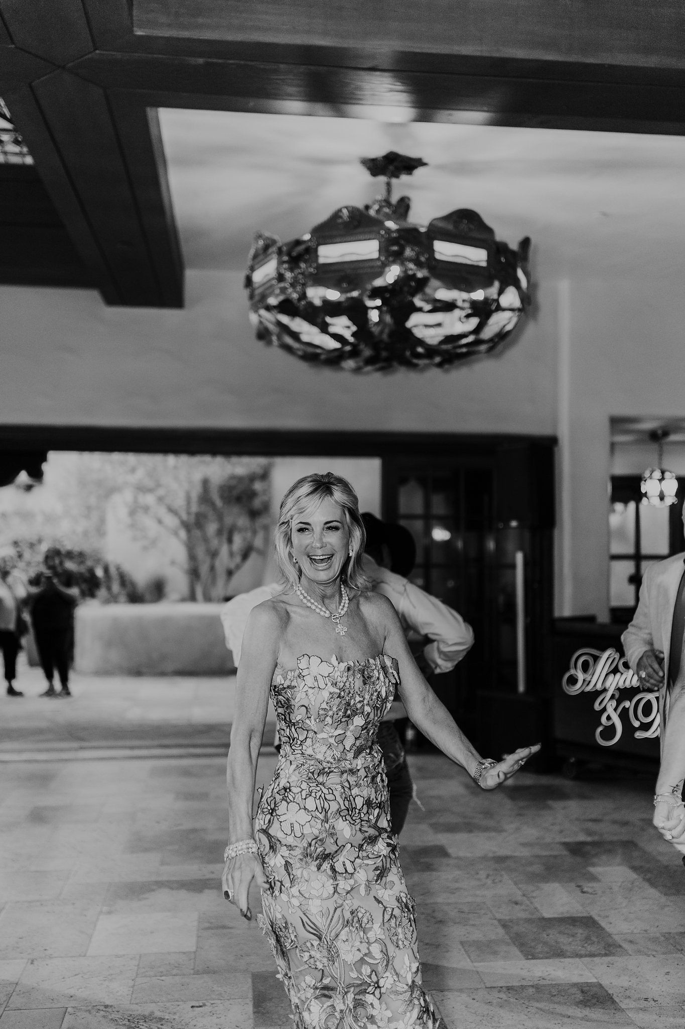 Alicia+lucia+photography+-+santa+fe+wedding+-+la+fonda+wedding+-+southwest+wedding_0087.jpg