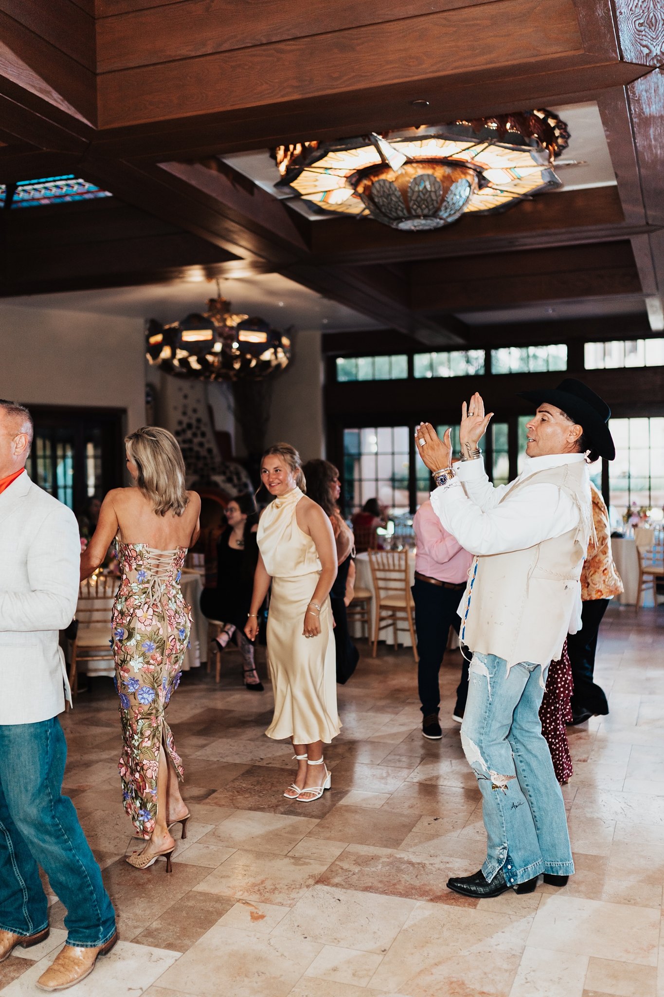 Alicia+lucia+photography+-+santa+fe+wedding+-+la+fonda+wedding+-+southwest+wedding_0088.jpg