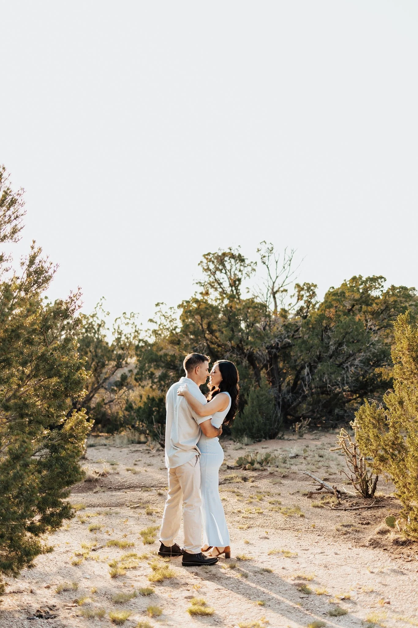 Alicia+lucia+photography+-+desert+engagement+-+new+mexico+engagement+-+taos+wedding_0019.jpg