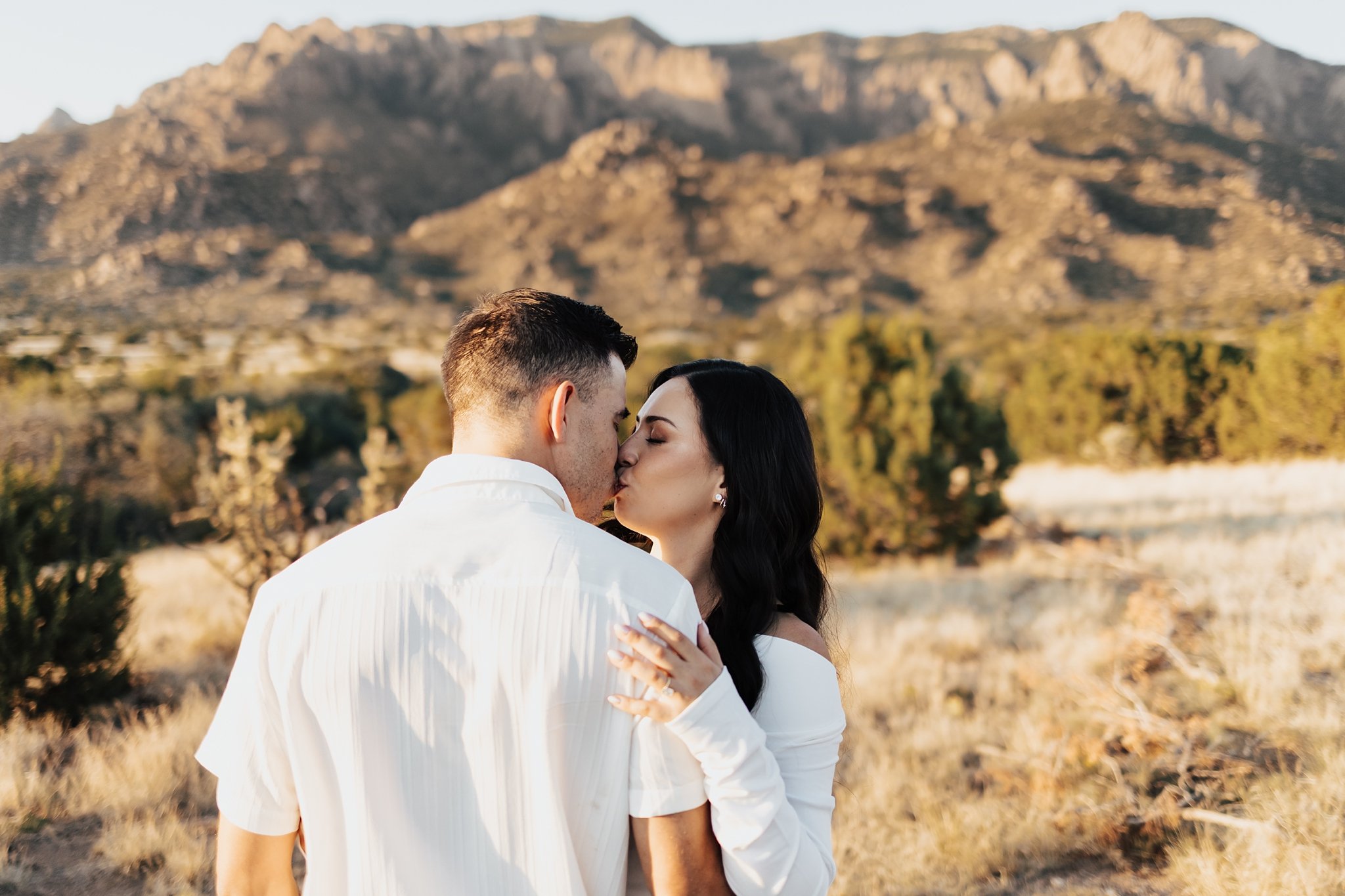 Alicia+lucia+photography+-+desert+engagement+-+new+mexico+engagement+-+taos+wedding_0031.jpg