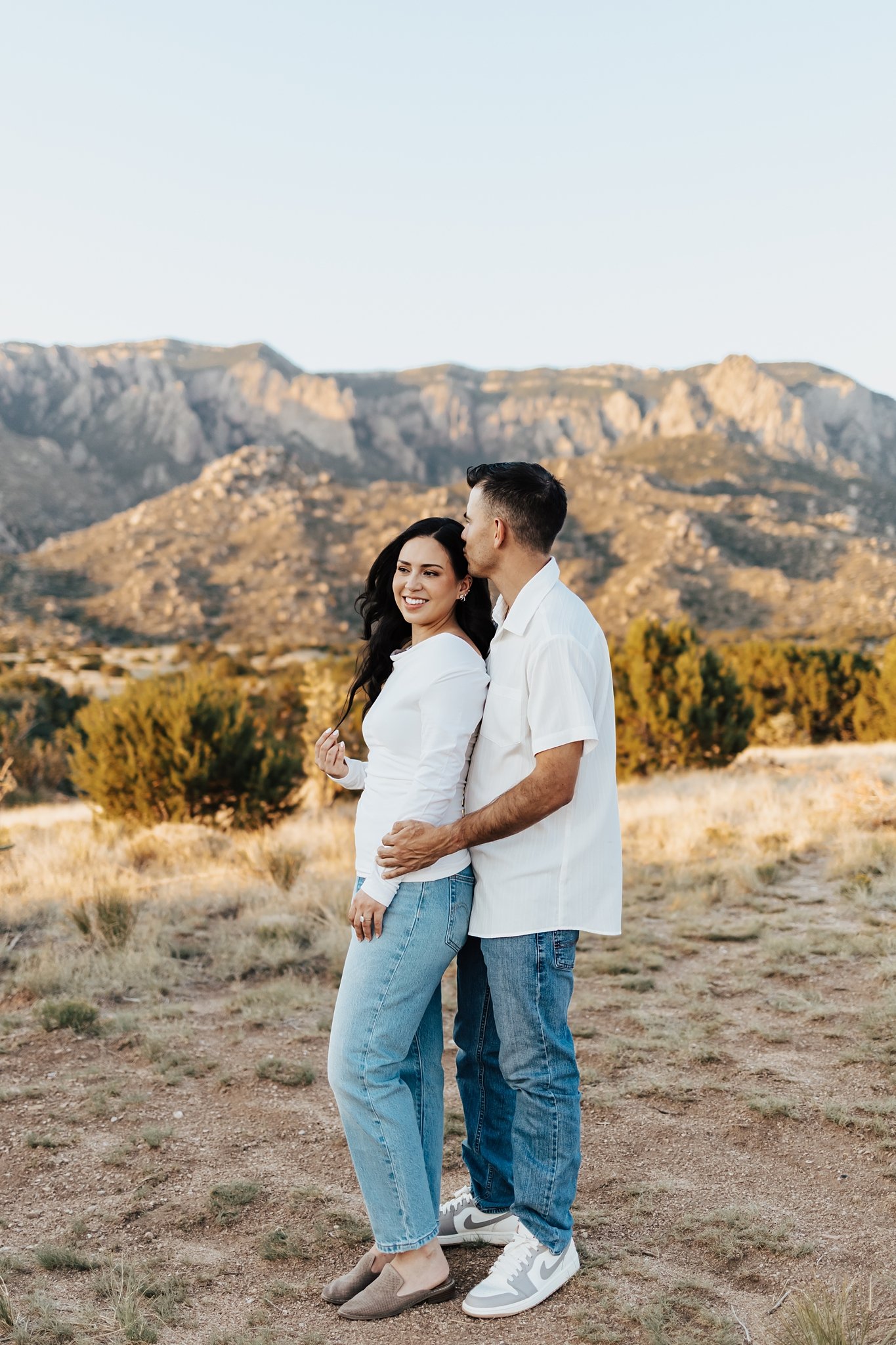 Alicia+lucia+photography+-+desert+engagement+-+new+mexico+engagement+-+taos+wedding_0049.jpg