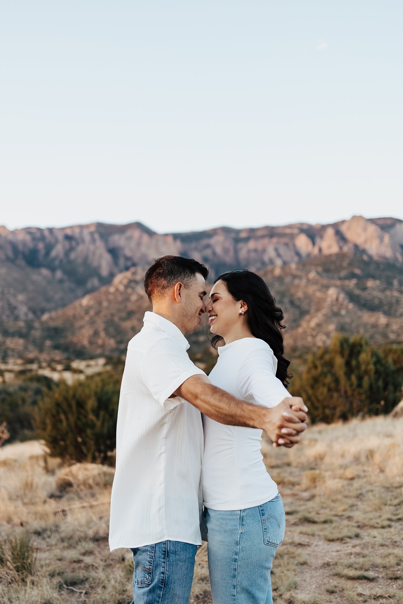 Alicia+lucia+photography+-+desert+engagement+-+new+mexico+engagement+-+taos+wedding_0058.jpg
