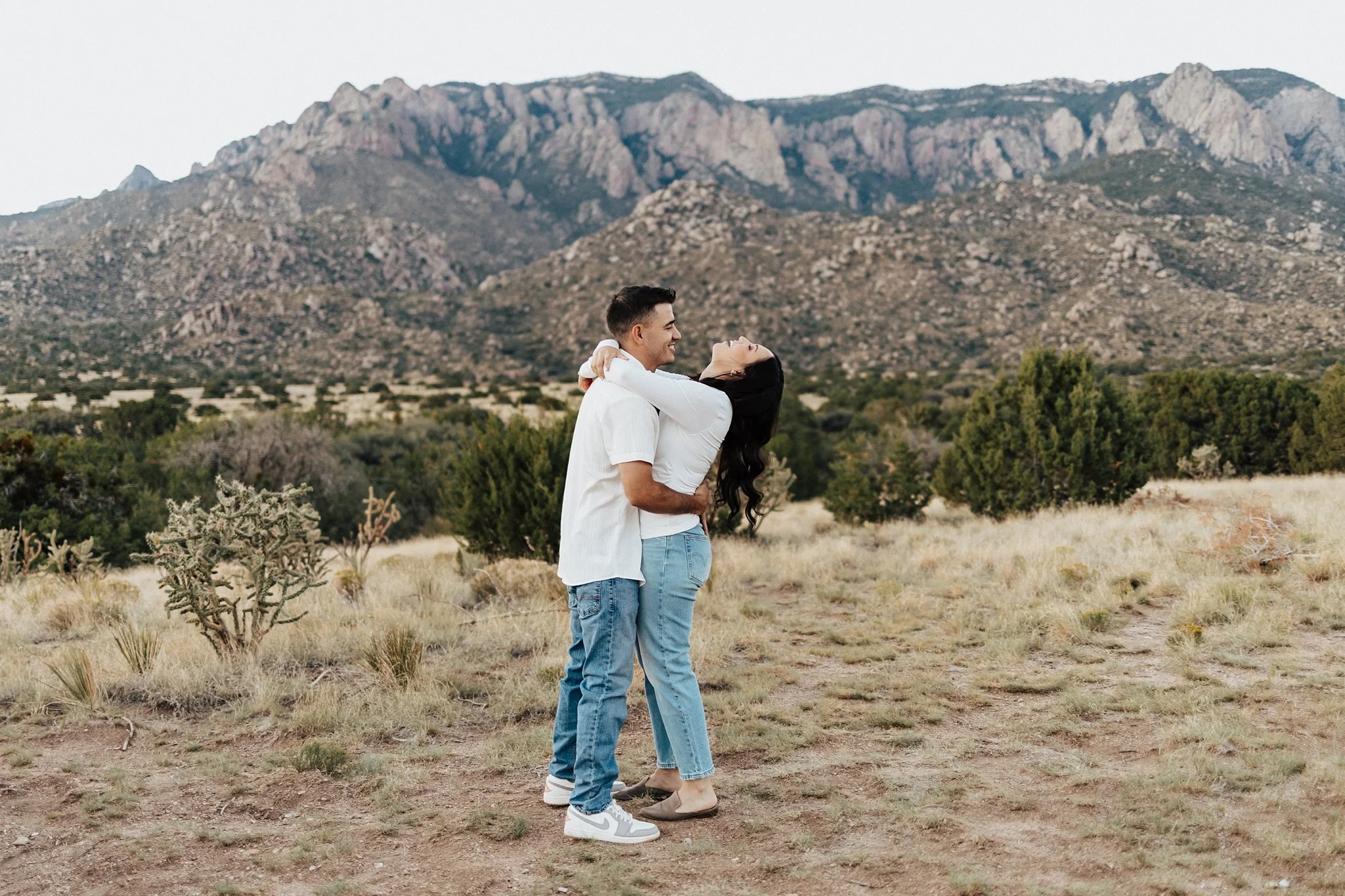Alicia+lucia+photography+-+desert+engagement+-+new+mexico+engagement+-+taos+wedding_0073.jpg