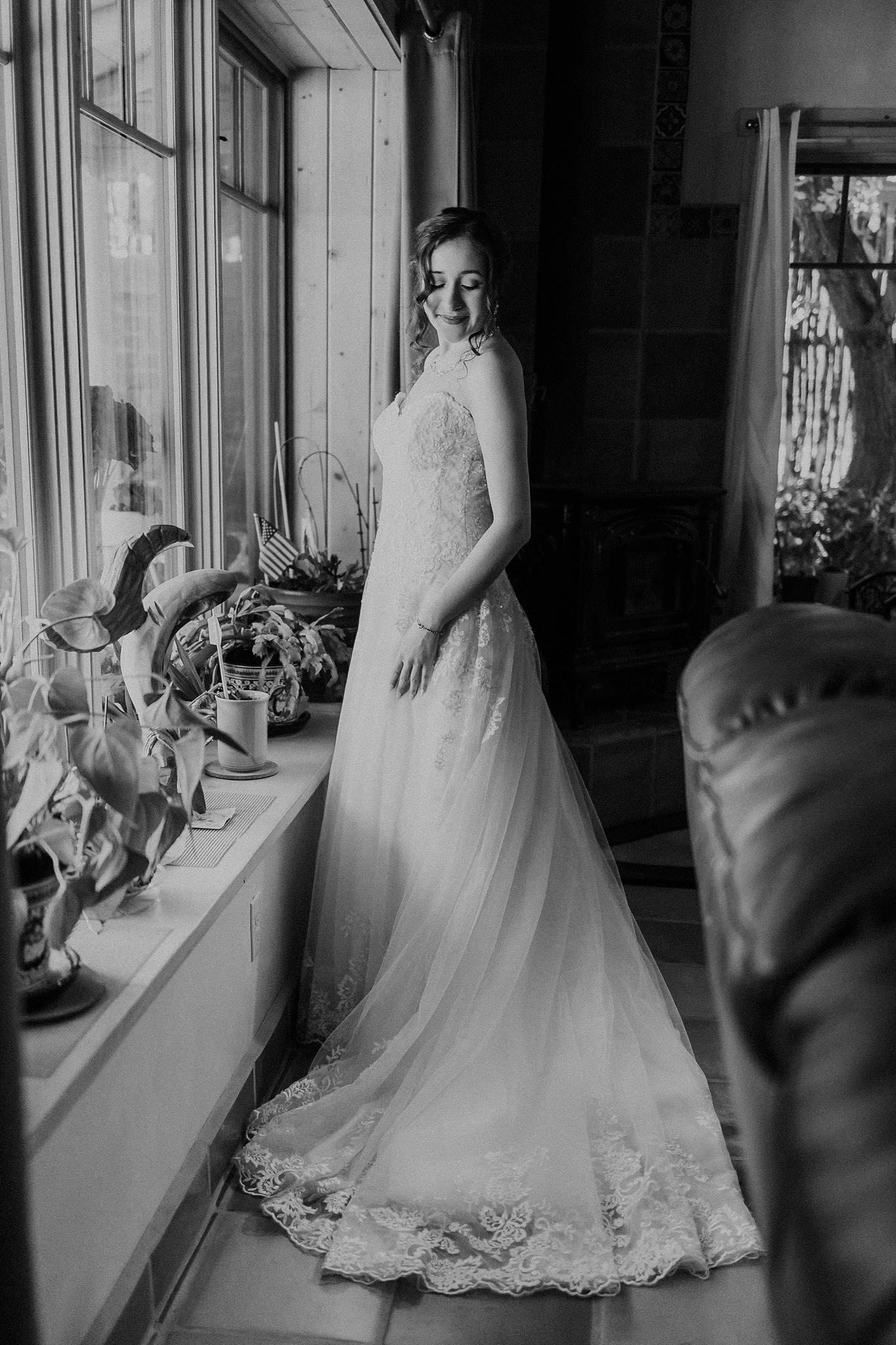 Alicia+lucia+photography+-+taos+wedding+-+backyard+wedding+-+angel+fire+wedding_0012.jpg