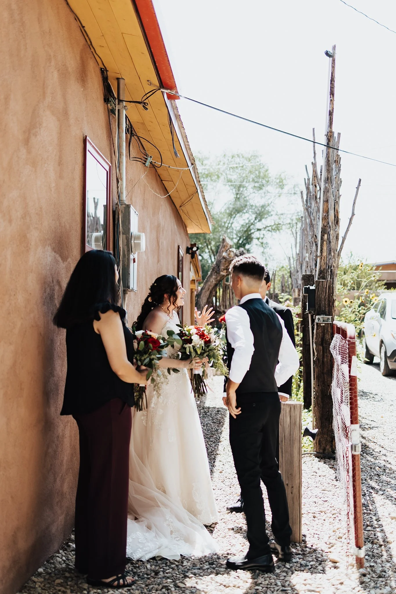 Alicia+lucia+photography+-+taos+wedding+-+backyard+wedding+-+angel+fire+wedding_0041.jpg
