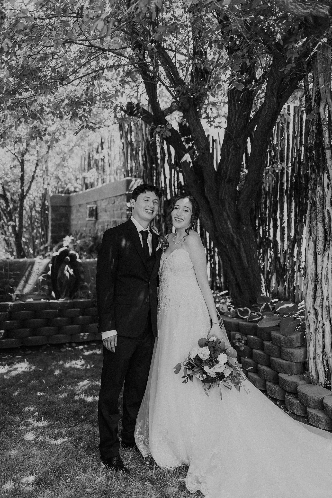 Alicia+lucia+photography+-+taos+wedding+-+backyard+wedding+-+angel+fire+wedding_0045.jpg