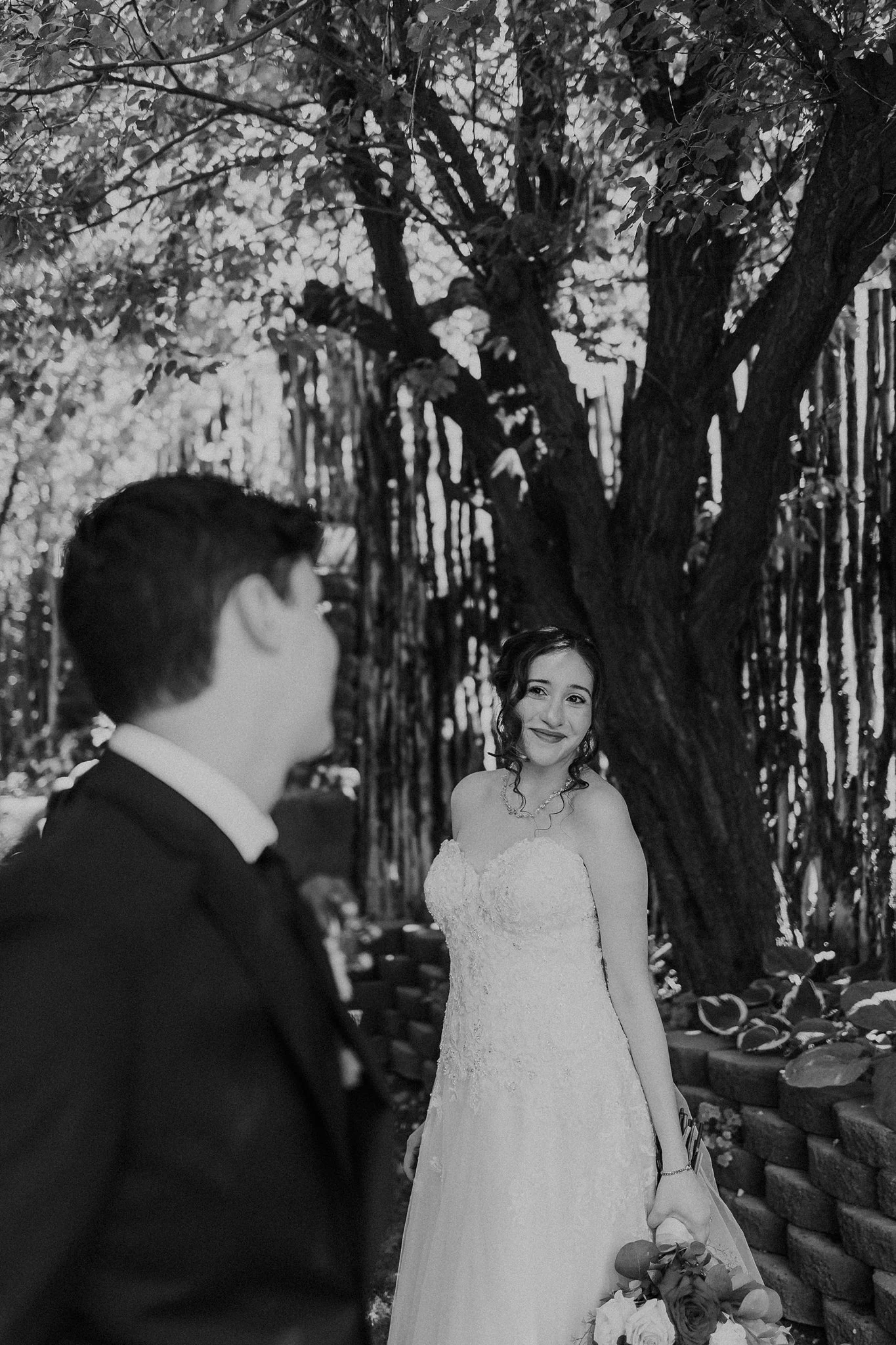 Alicia+lucia+photography+-+taos+wedding+-+backyard+wedding+-+angel+fire+wedding_0053.jpg